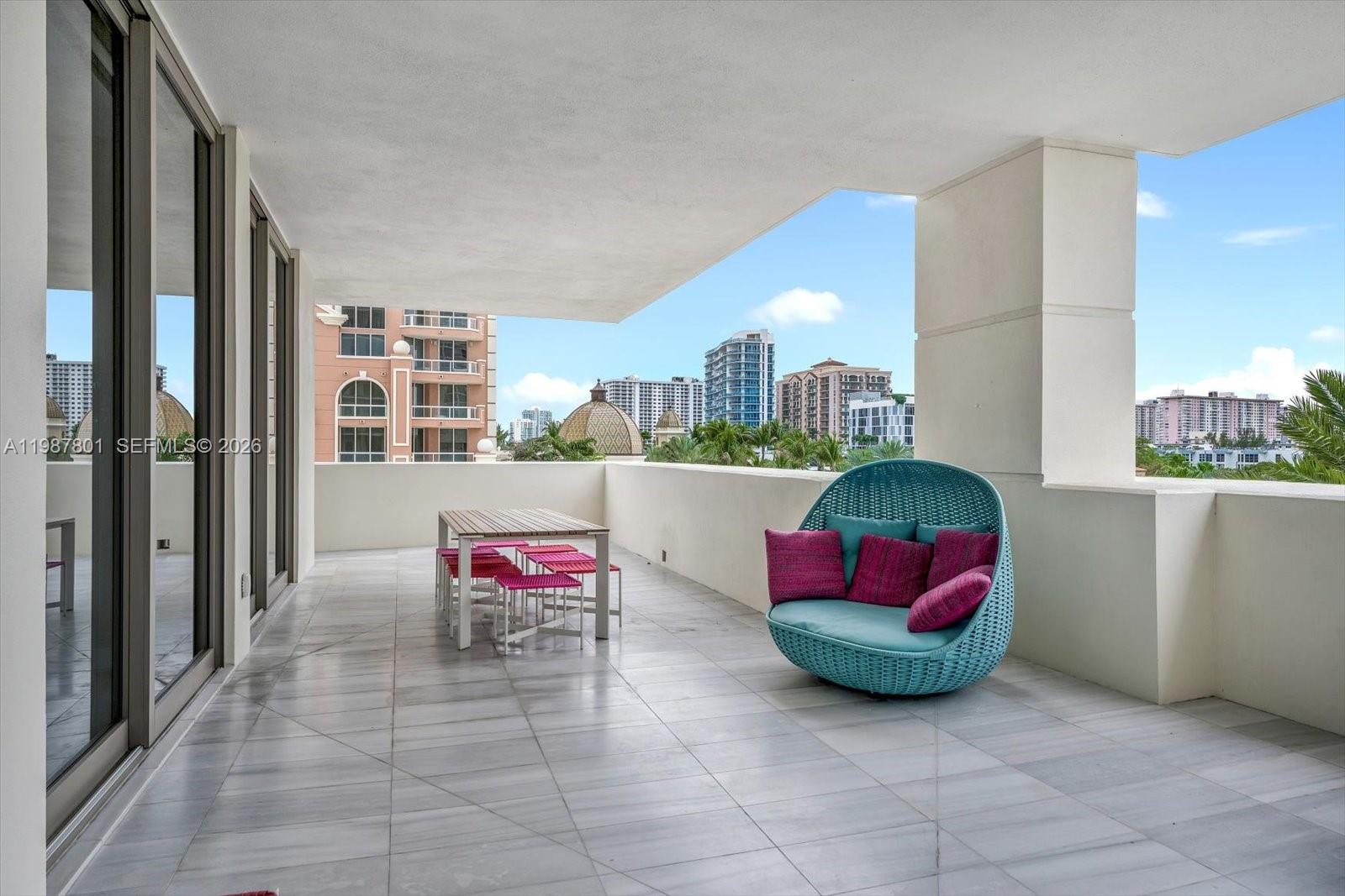 NORTH BISCAYNE BEACH AMEN - Residential