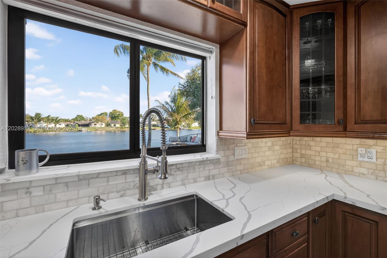 CRYSTAL HEIGHTS - Residential