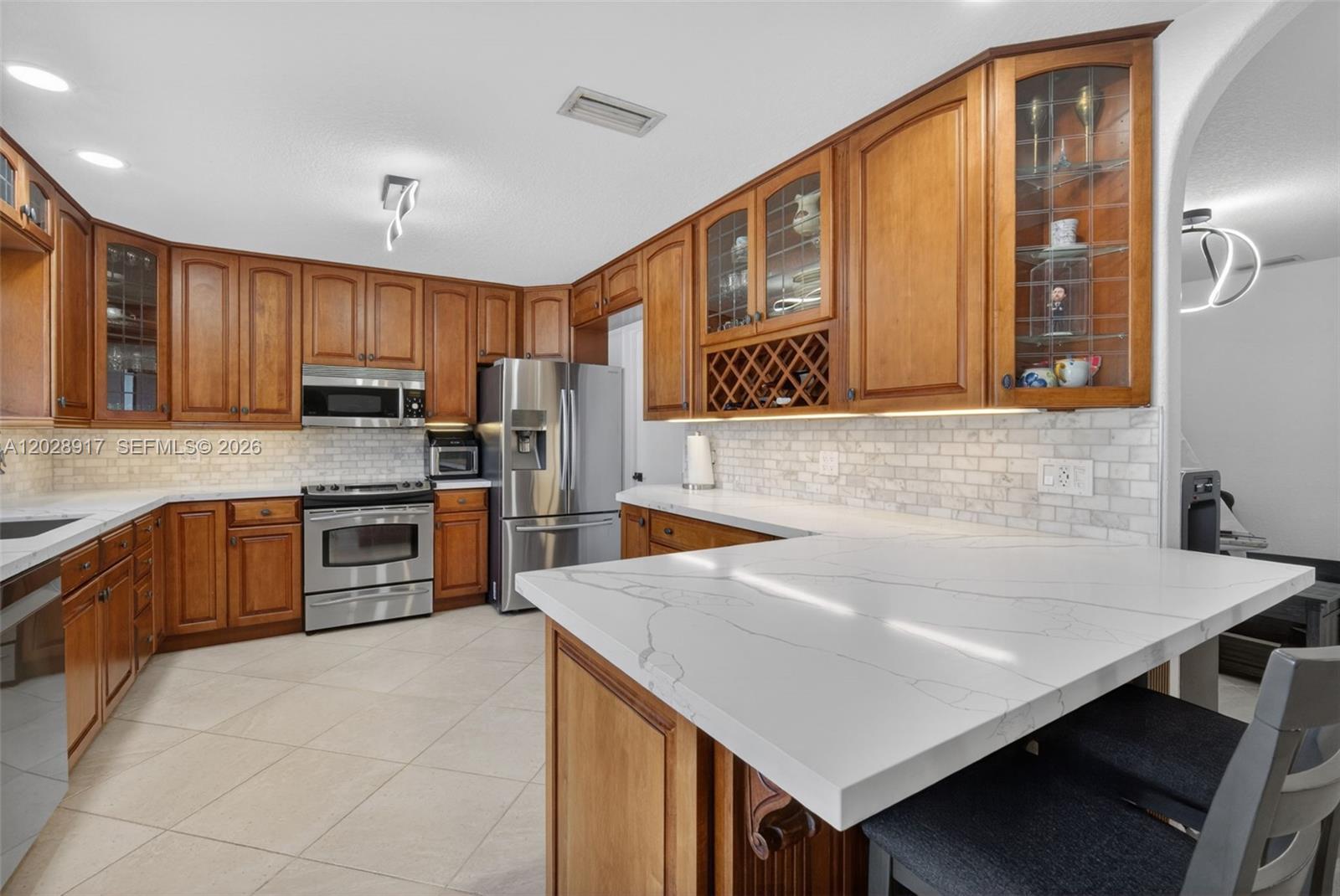 CRYSTAL HEIGHTS - Residential