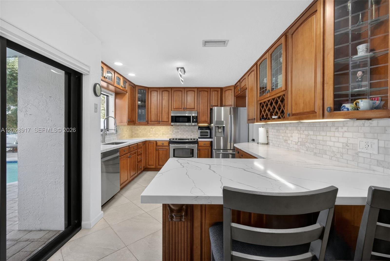 CRYSTAL HEIGHTS - Residential