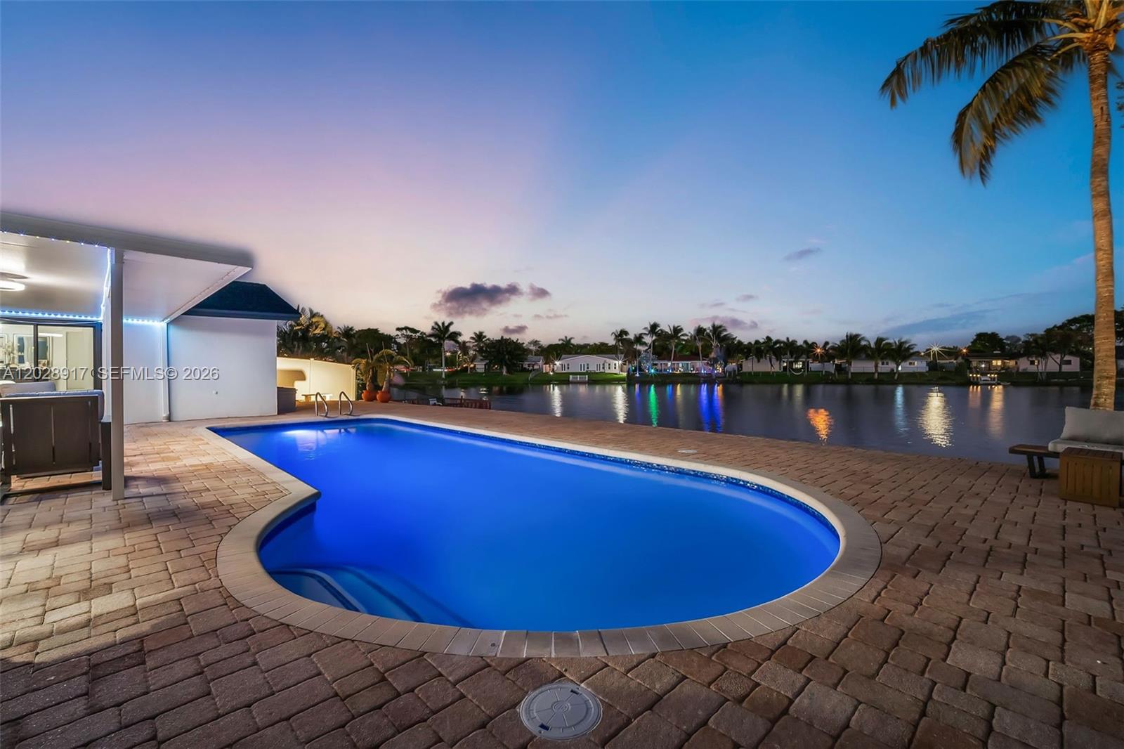 CRYSTAL HEIGHTS - Residential