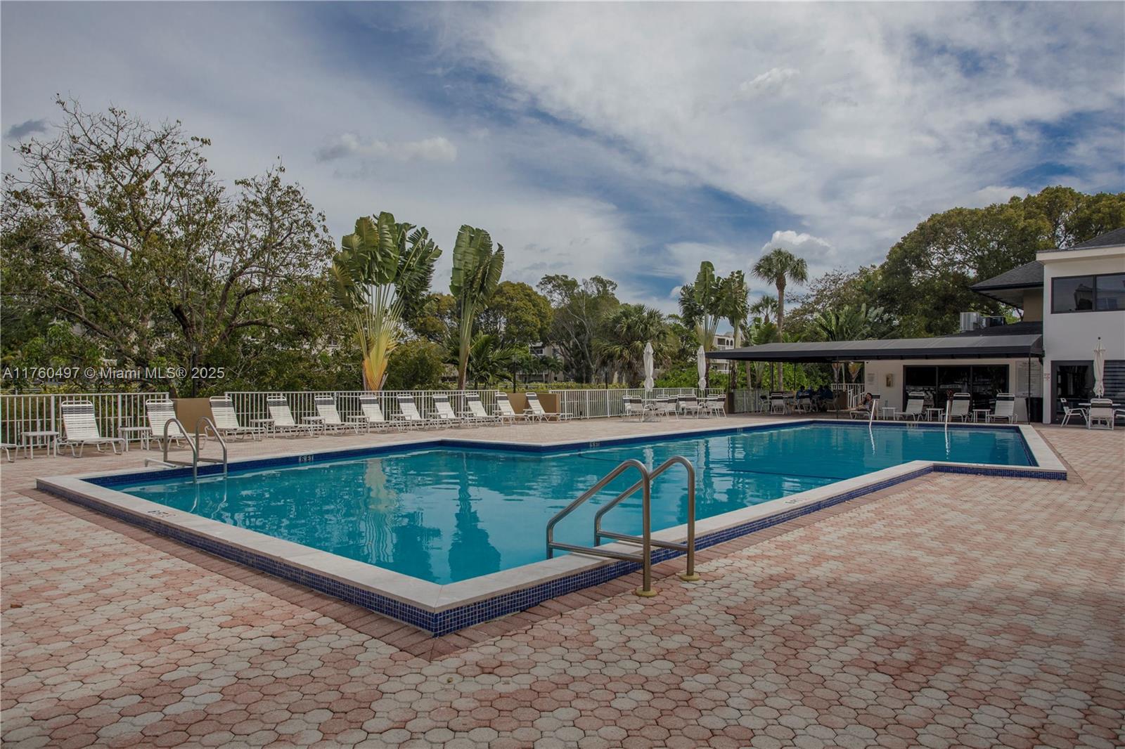 KINGS CREEK SO CONDO - Residential