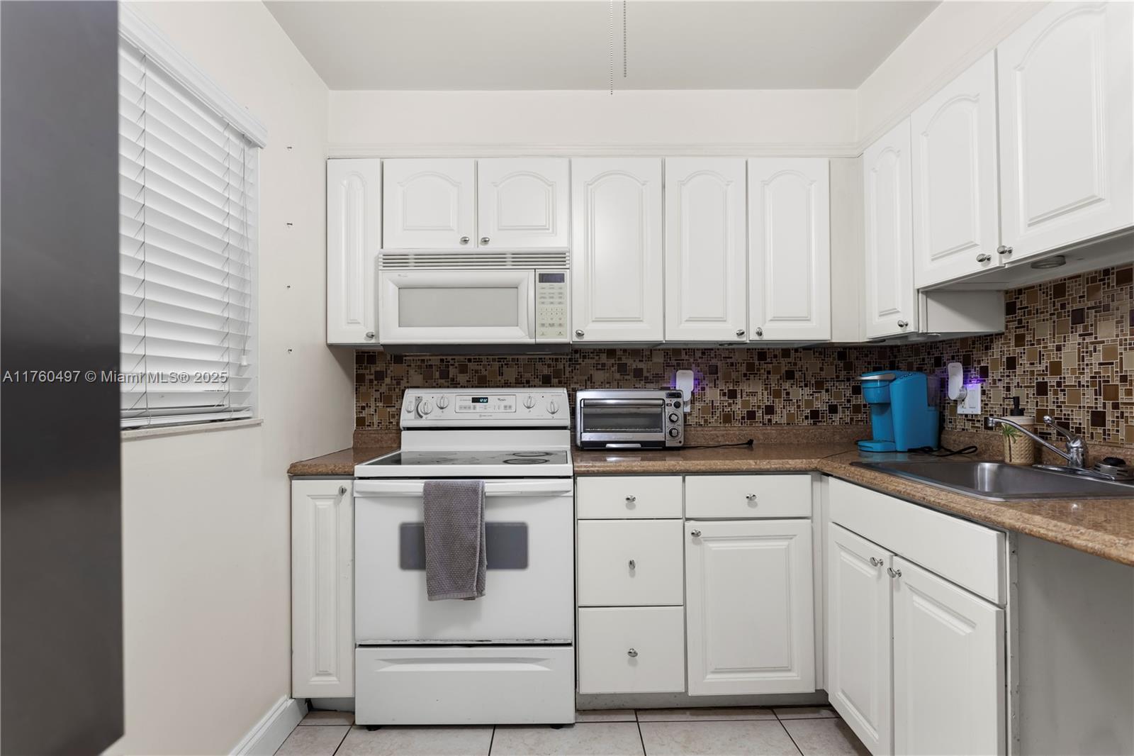 KINGS CREEK SO CONDO - Residential