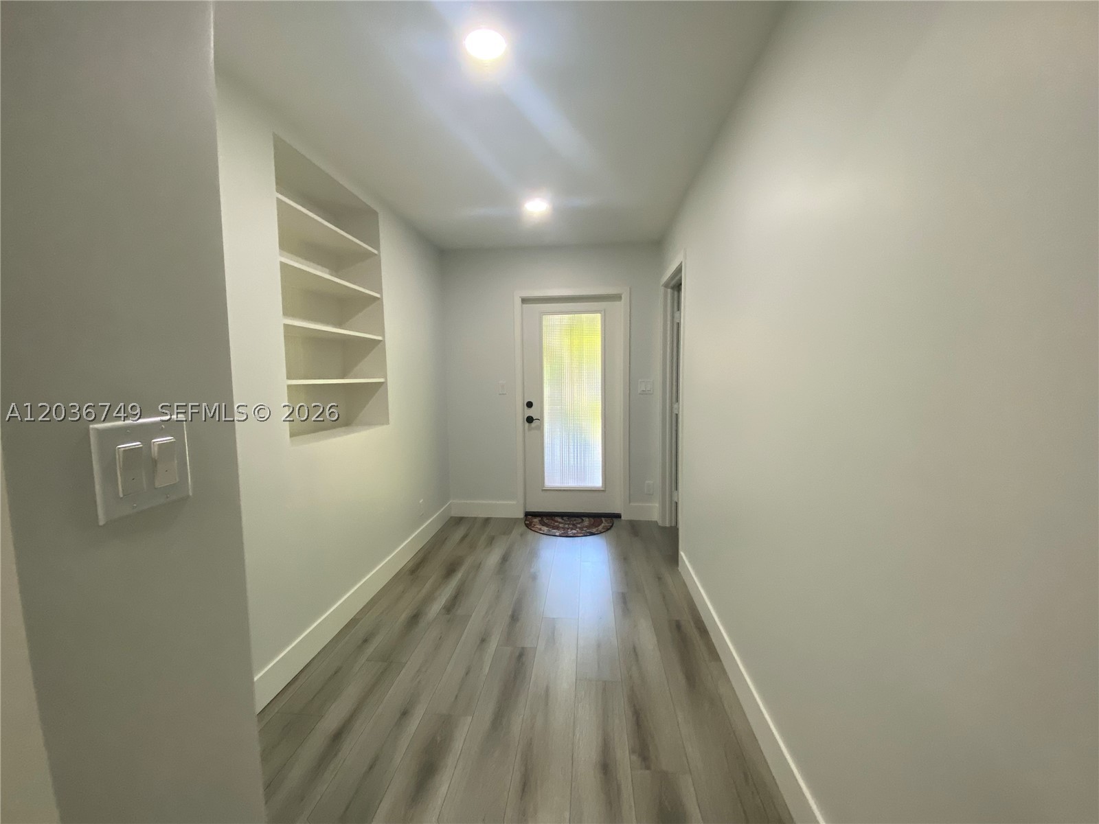 NORTH HOLLYWOOD - Residential Lease