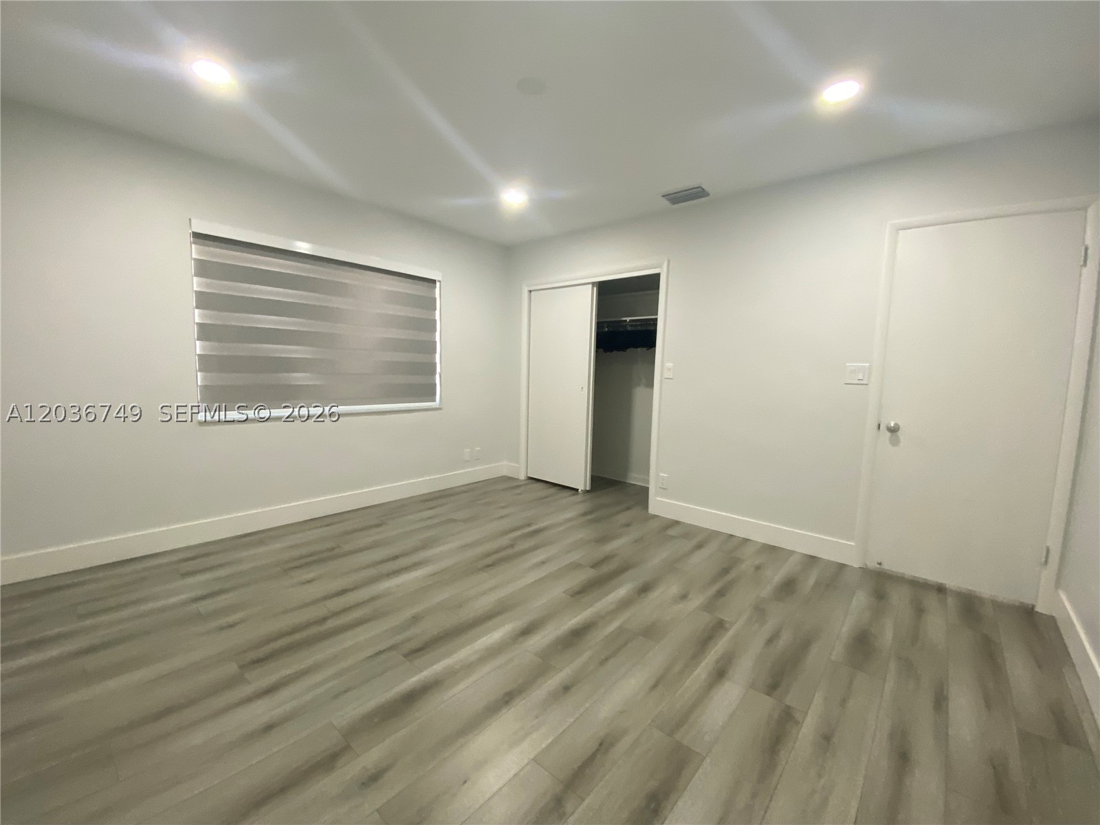 NORTH HOLLYWOOD - Residential Lease