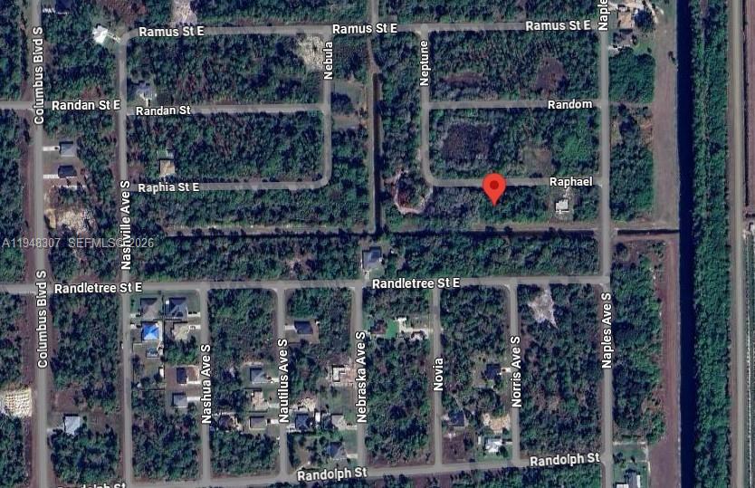 LEHIGH ACRES - Land