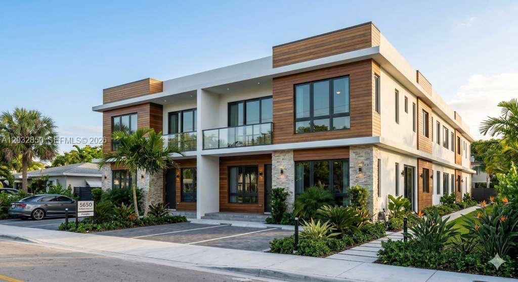 MIAMI AVE SUB - Land