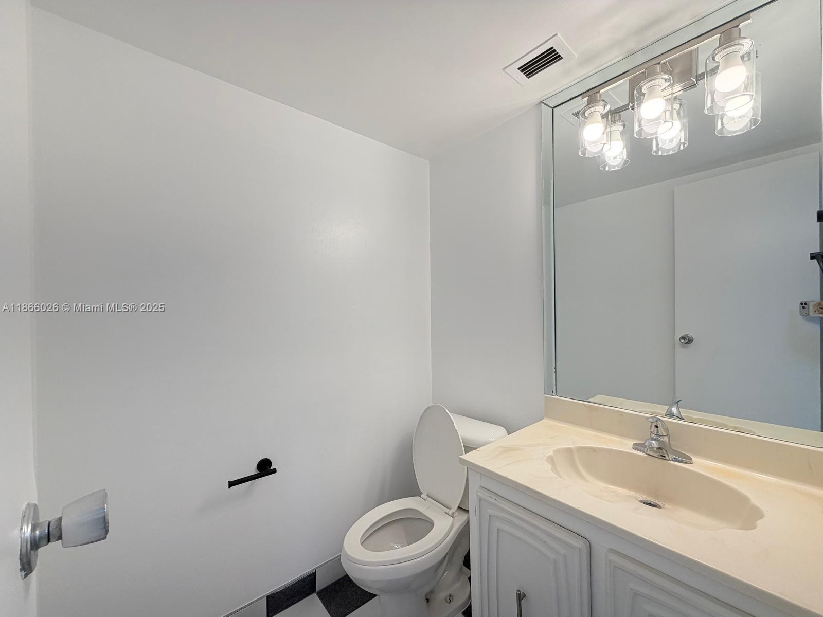 OCEANVIEW PARK CONDO - Residential Lease