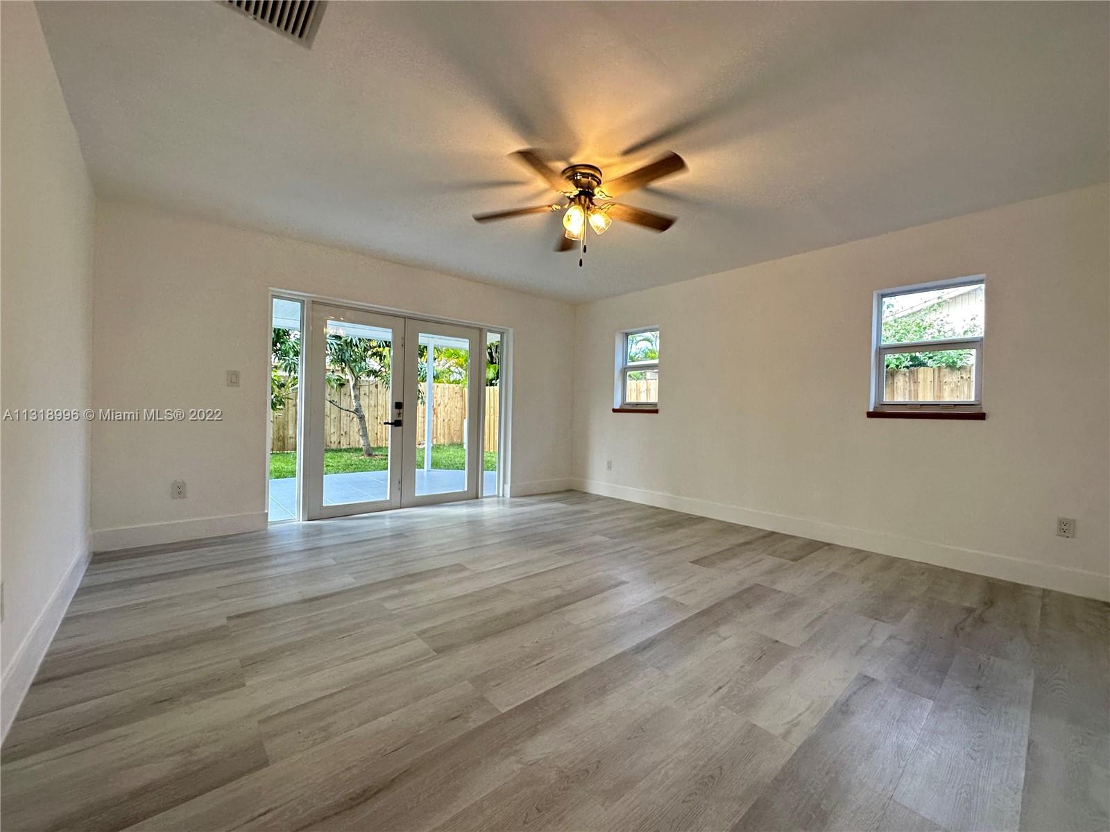 SAN SEBASTIAN UNIT NO 5 - Residential