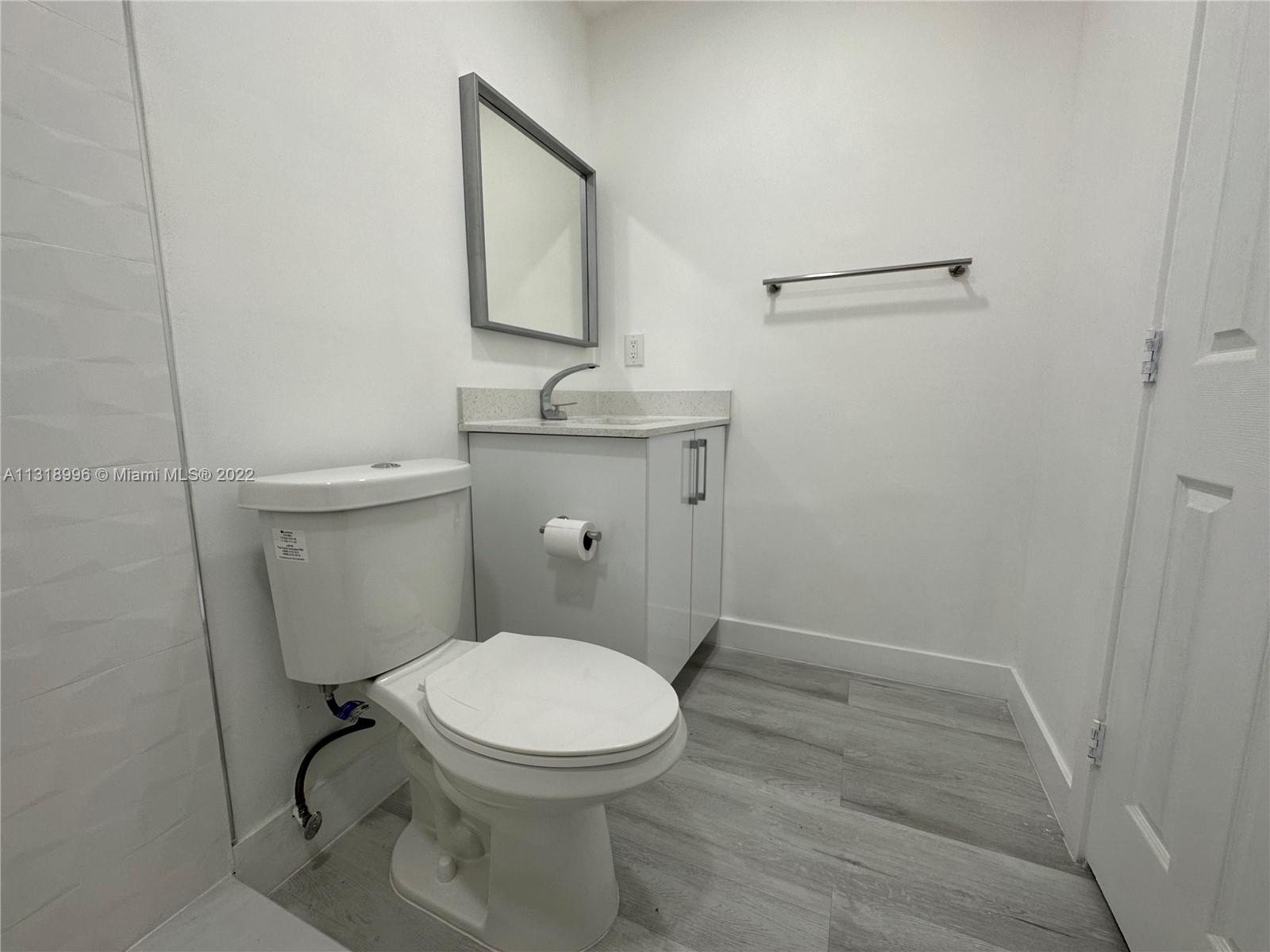 SAN SEBASTIAN UNIT NO 5 - Residential