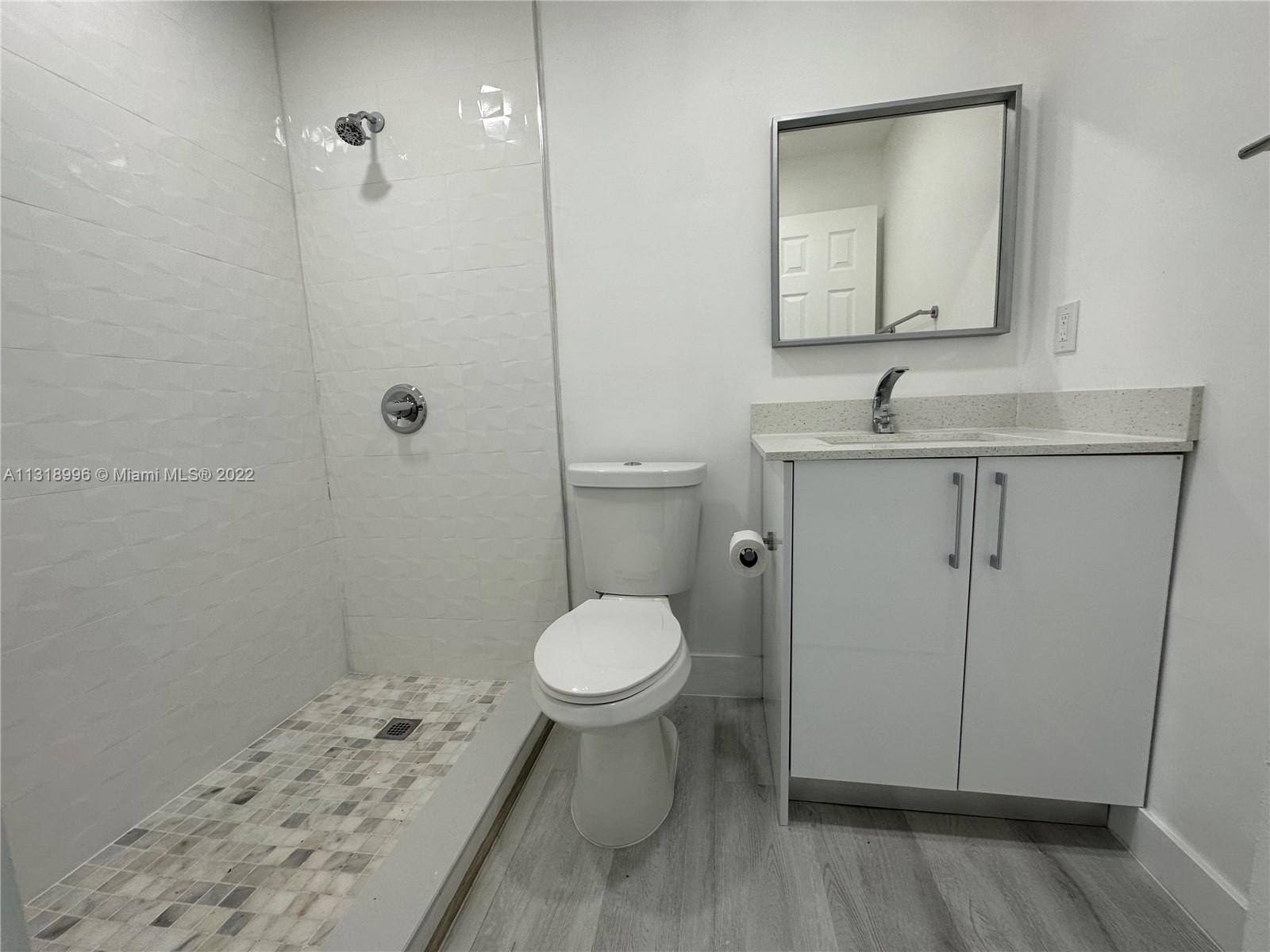 SAN SEBASTIAN UNIT NO 5 - Residential