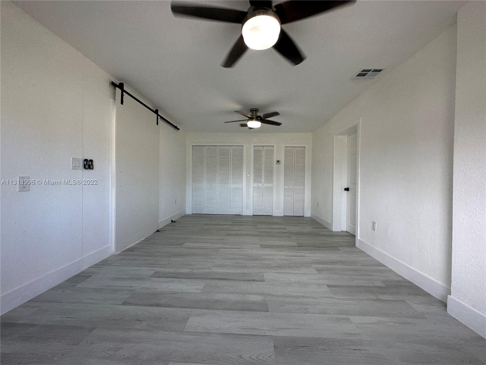 SAN SEBASTIAN UNIT NO 5 - Residential