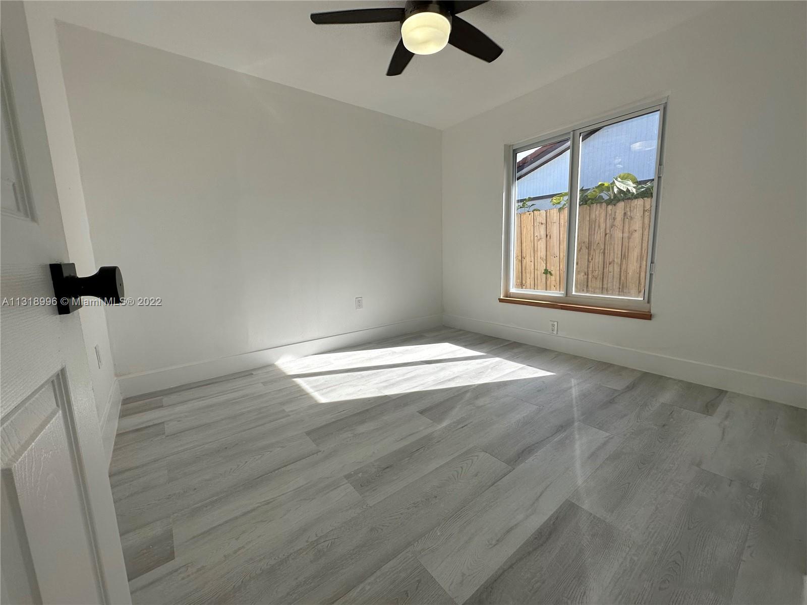 SAN SEBASTIAN UNIT NO 5 - Residential