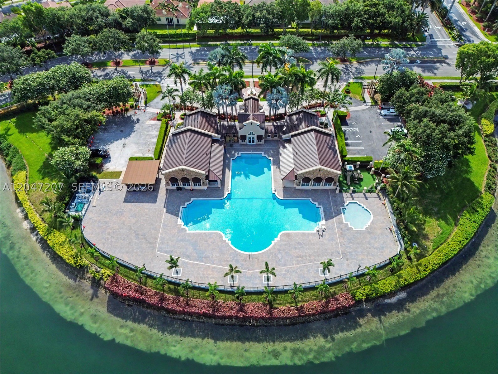 VILLAS AT CARMEL CONDO NO - Residential