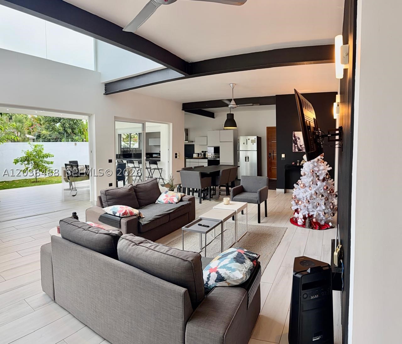 PERLA BONITA - Residential