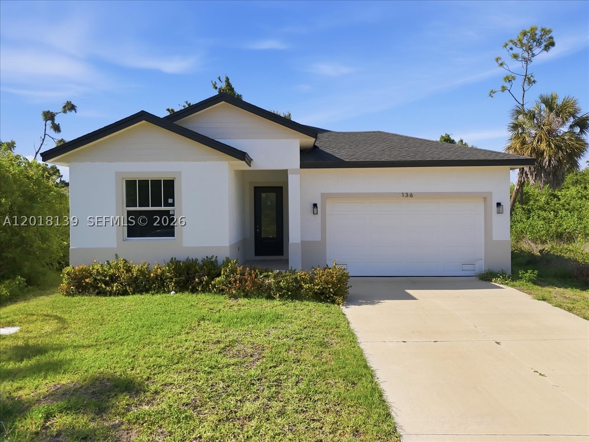 ROTONDA LAKES - Residential