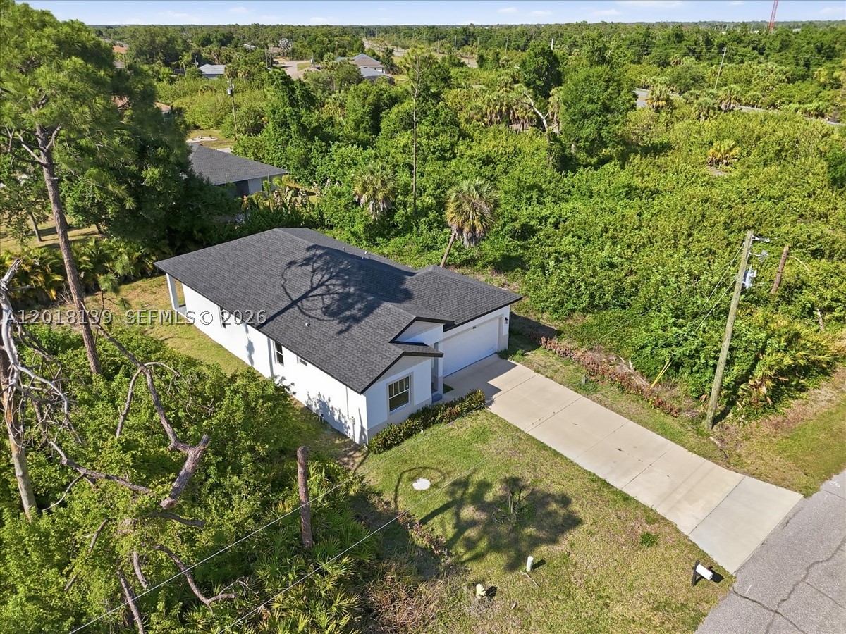 ROTONDA LAKES - Residential