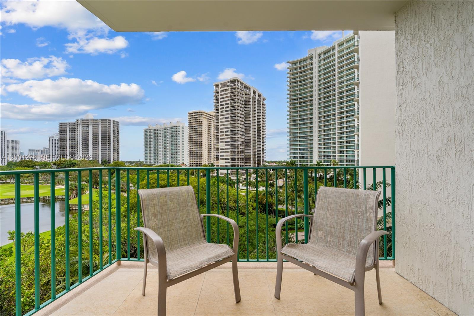 TURNBERRY VLG NO TOWER CO - Residential