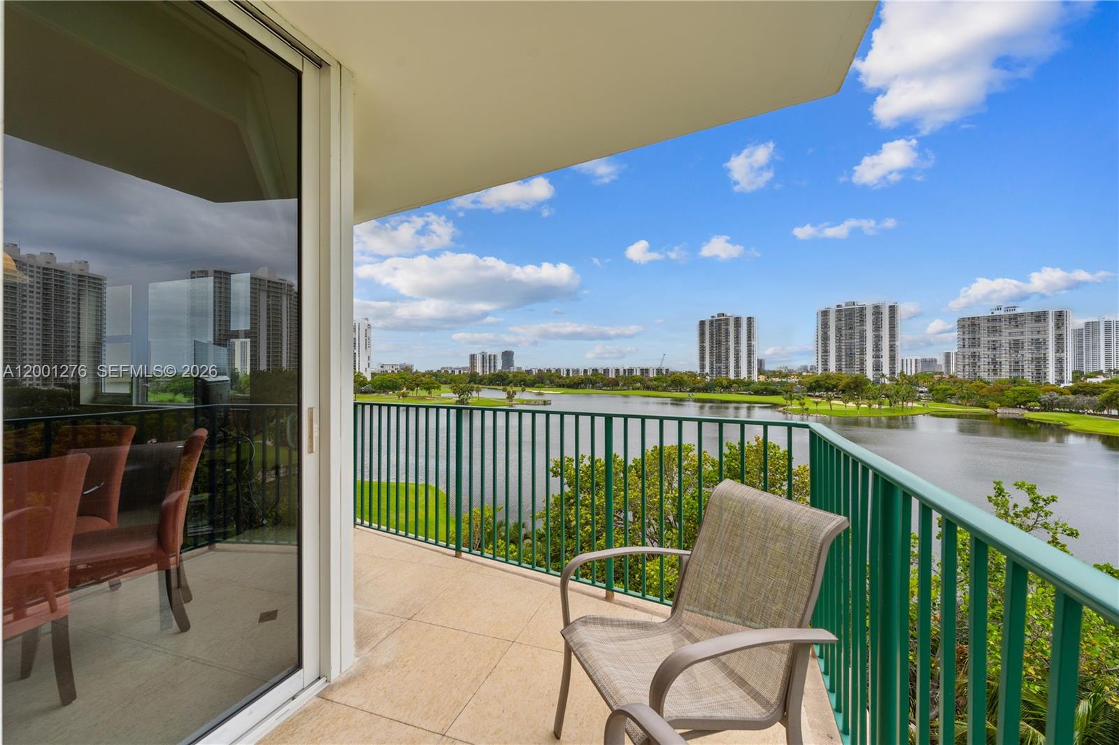 TURNBERRY VLG NO TOWER CO - Residential