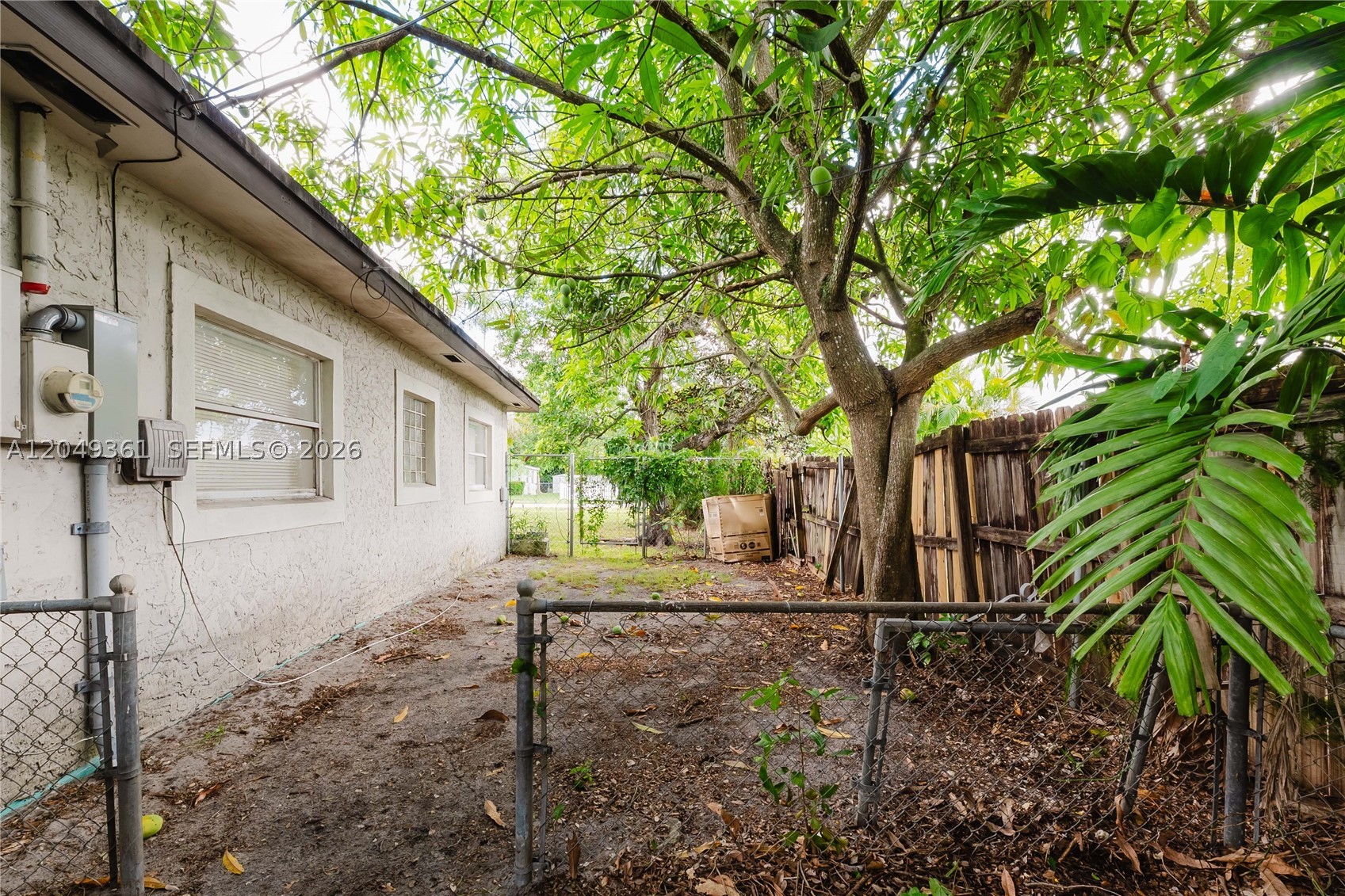 THIRD AMEND PLAT OF PORTI - Residential Lease