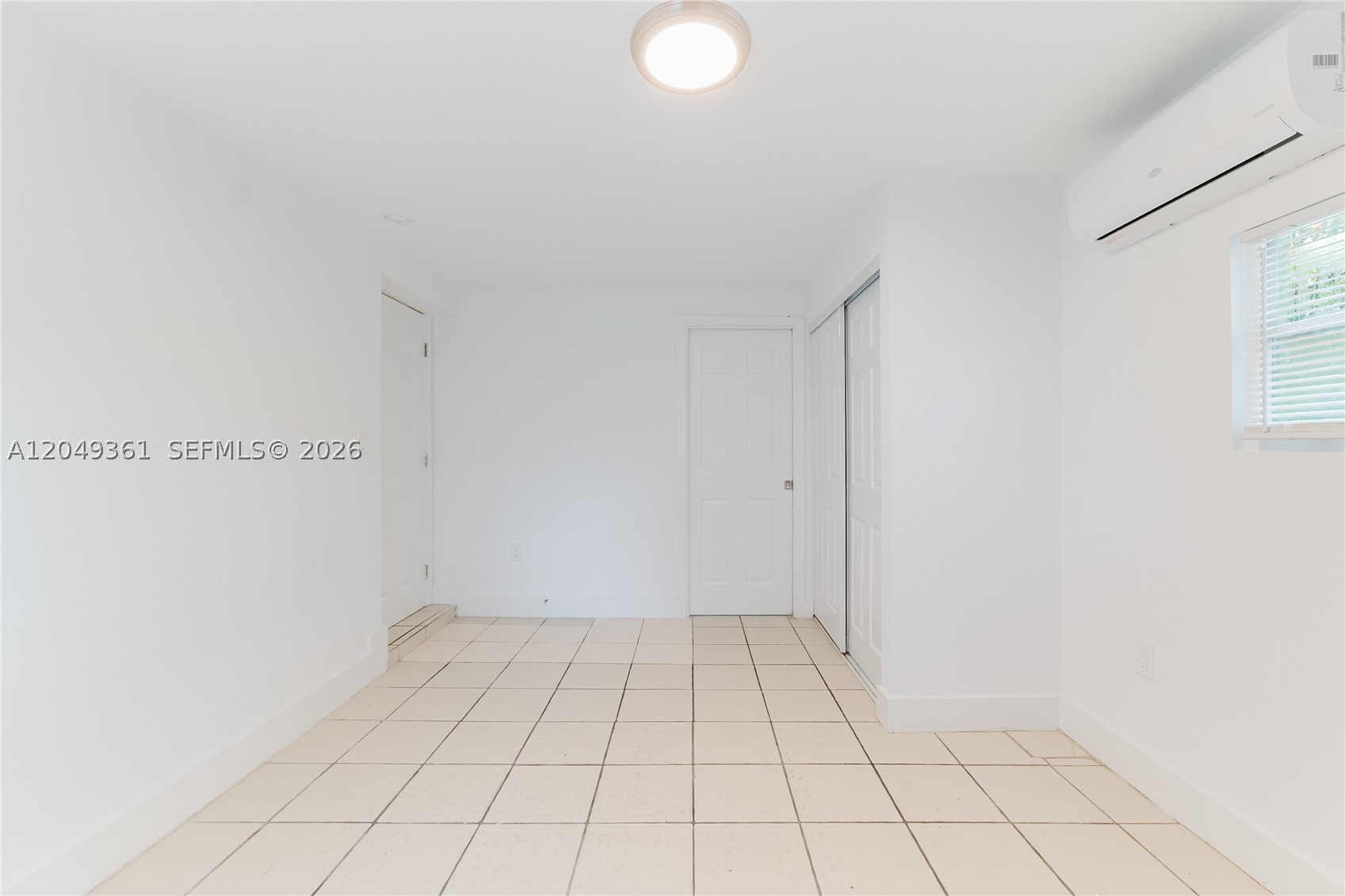 THIRD AMEND PLAT OF PORTI - Residential Lease