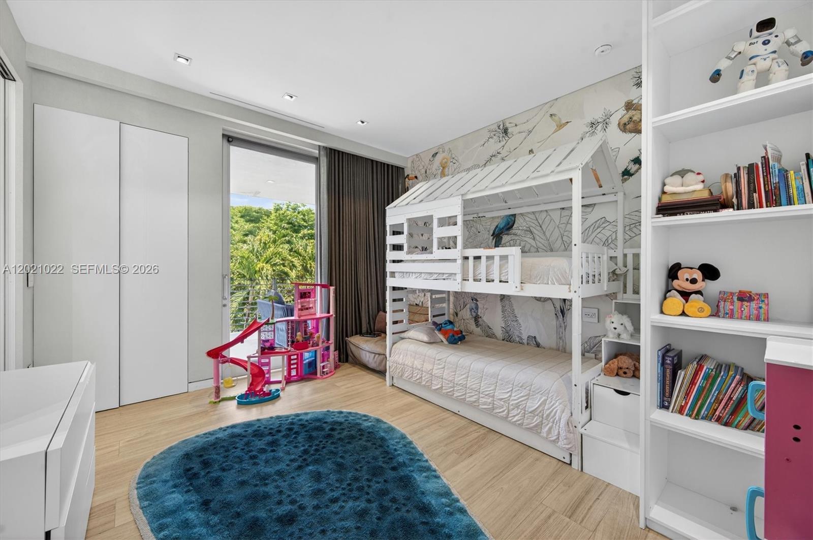 BISCAYNE KEY ESTATES - Residential
