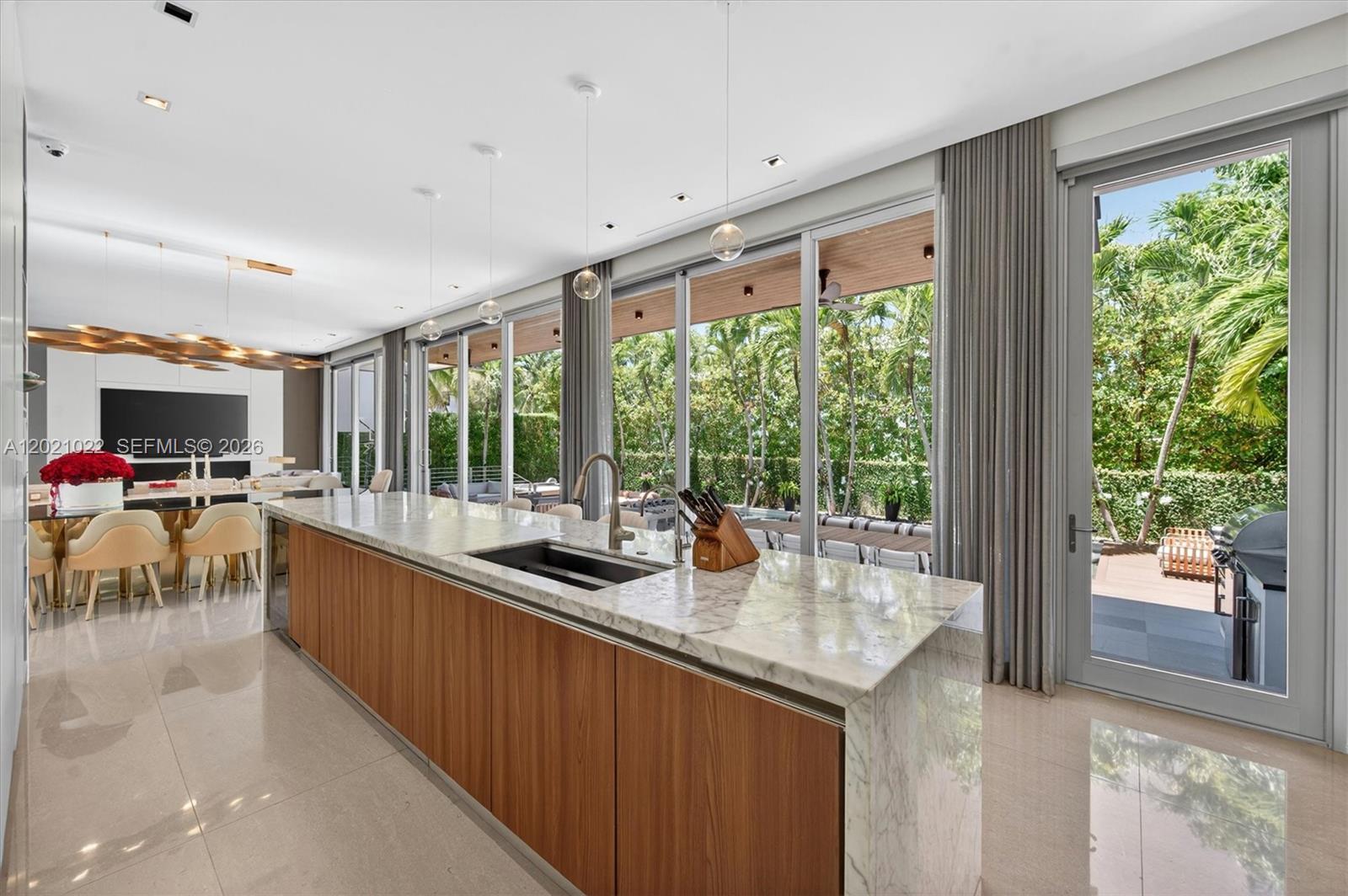 BISCAYNE KEY ESTATES - Residential
