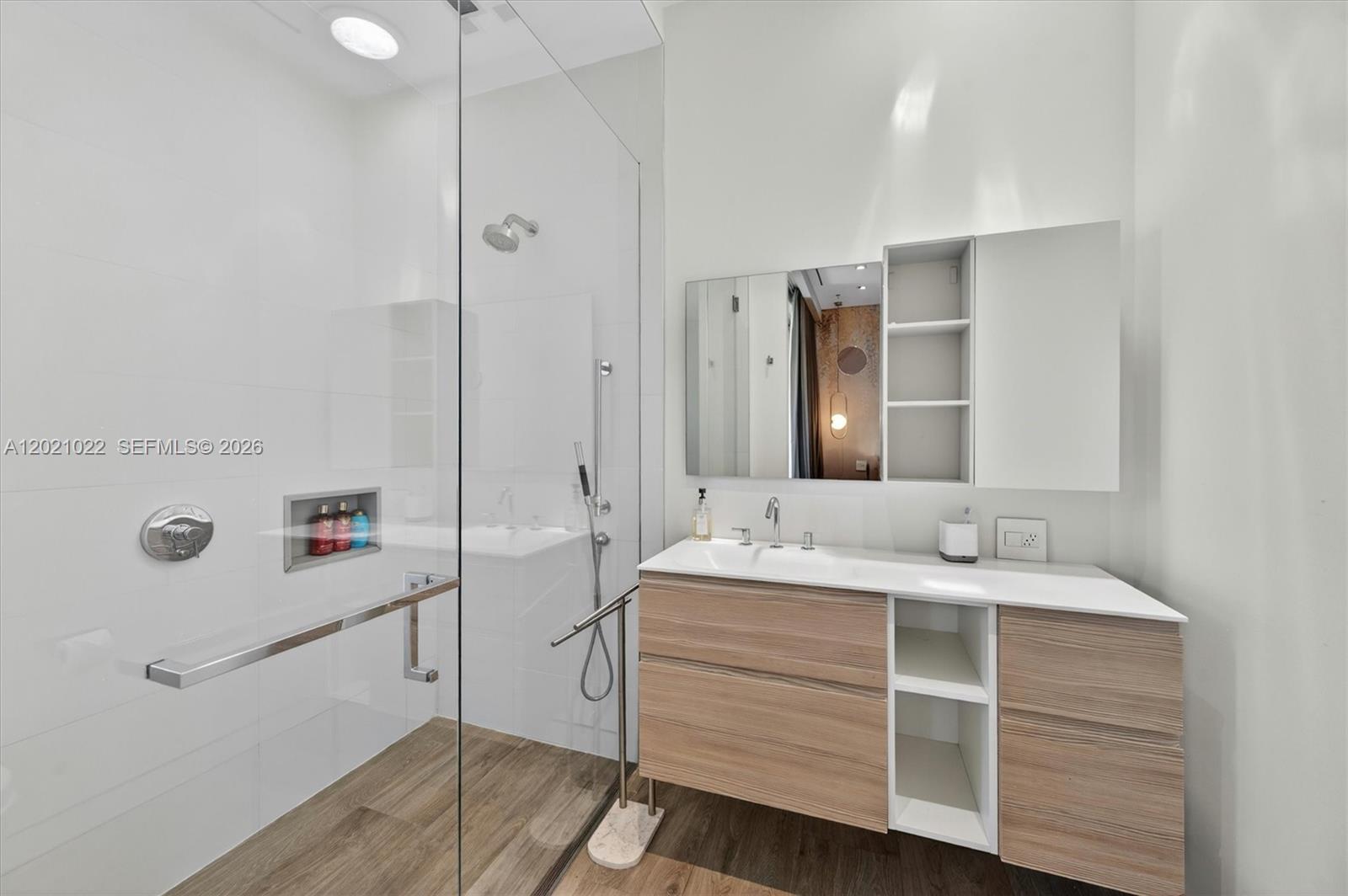 BISCAYNE KEY ESTATES - Residential