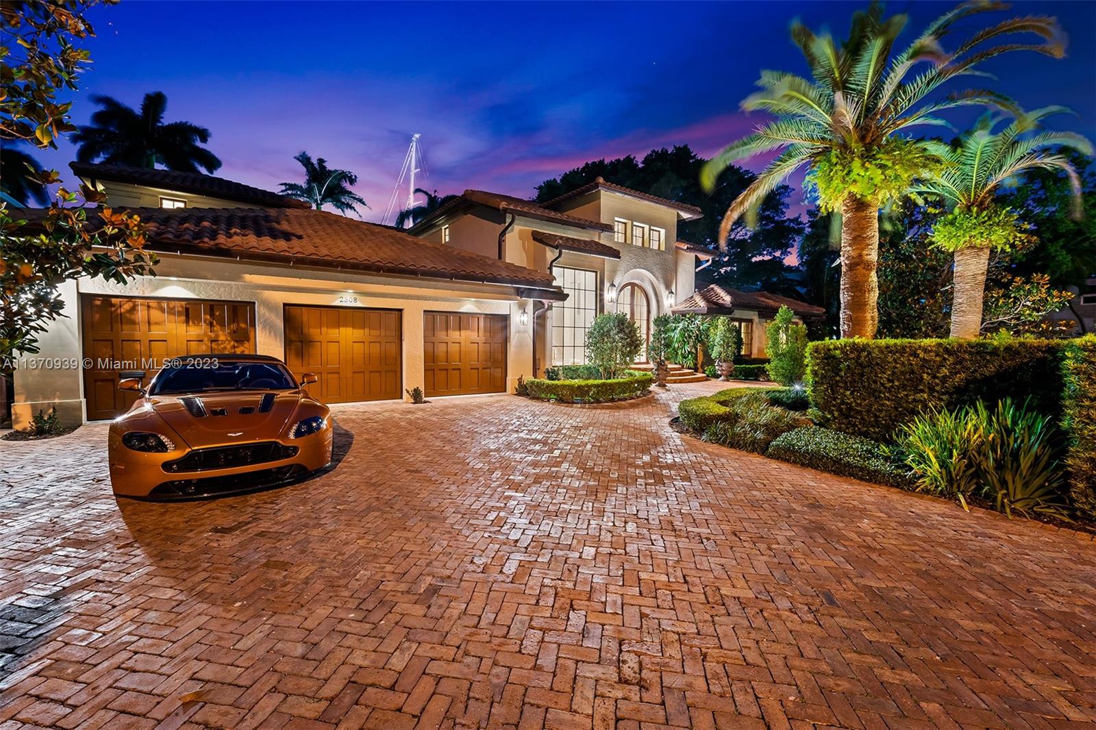 HARBOR BEACH - Residential