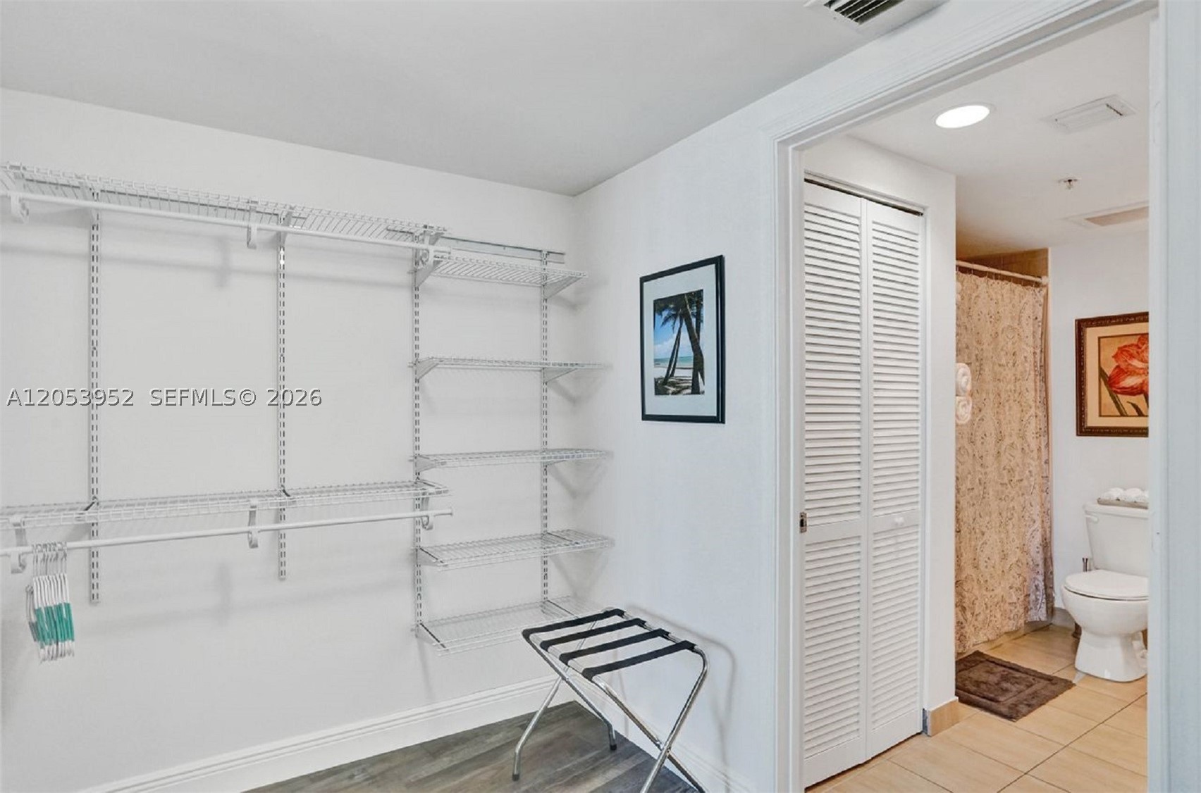 OPERA TOWER CONDO - Residential