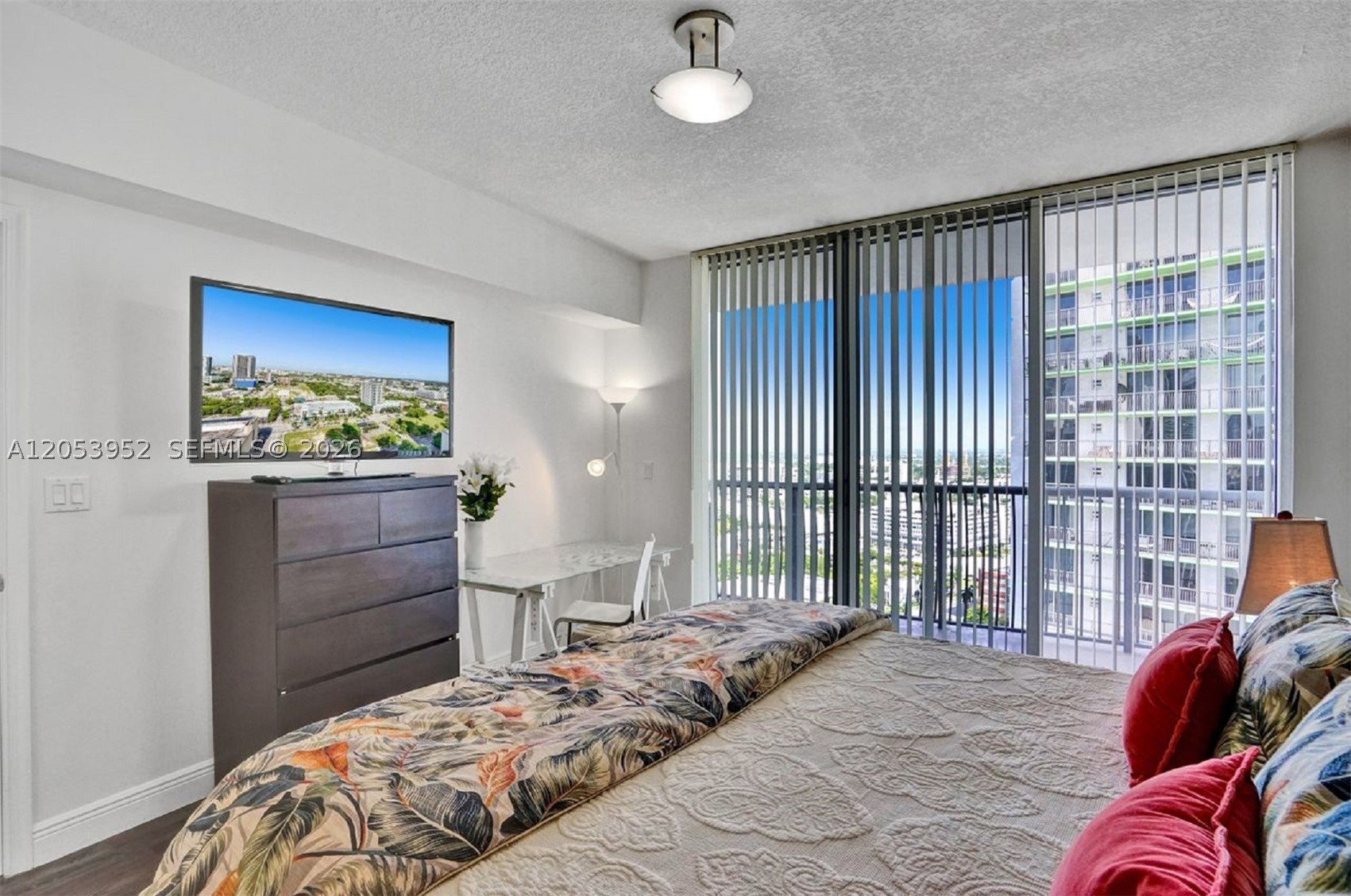 OPERA TOWER CONDO - Residential