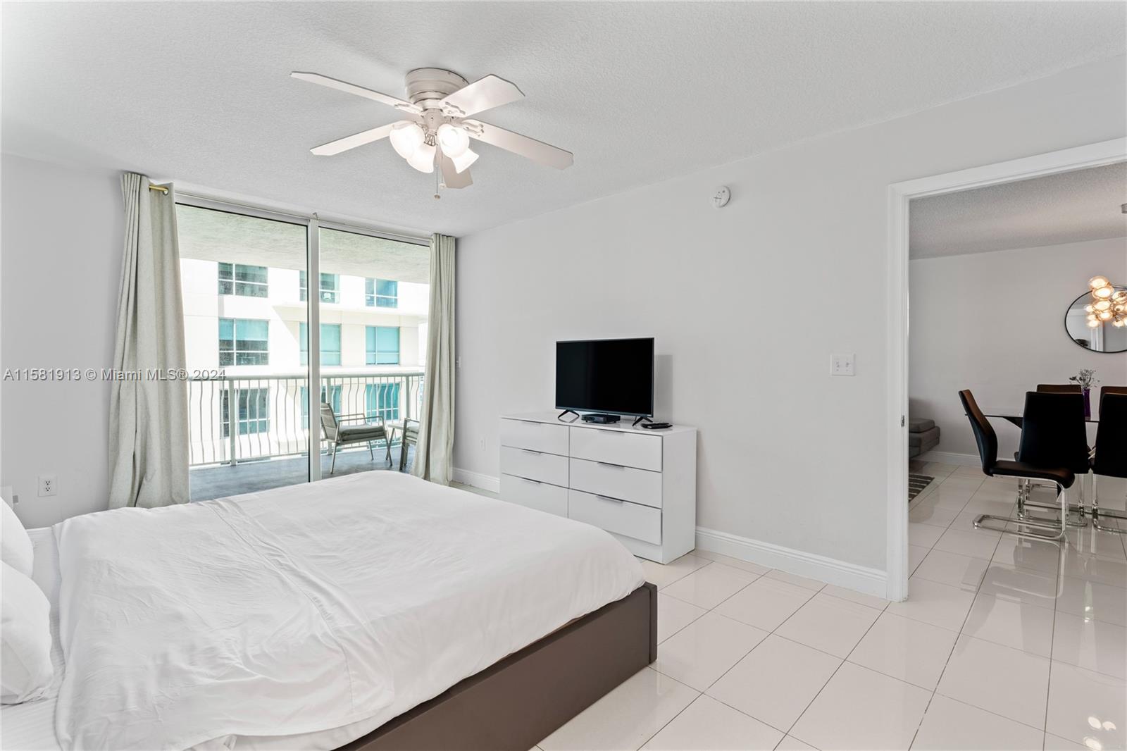 THE CLUB AT BRICKELL BAY - Residential