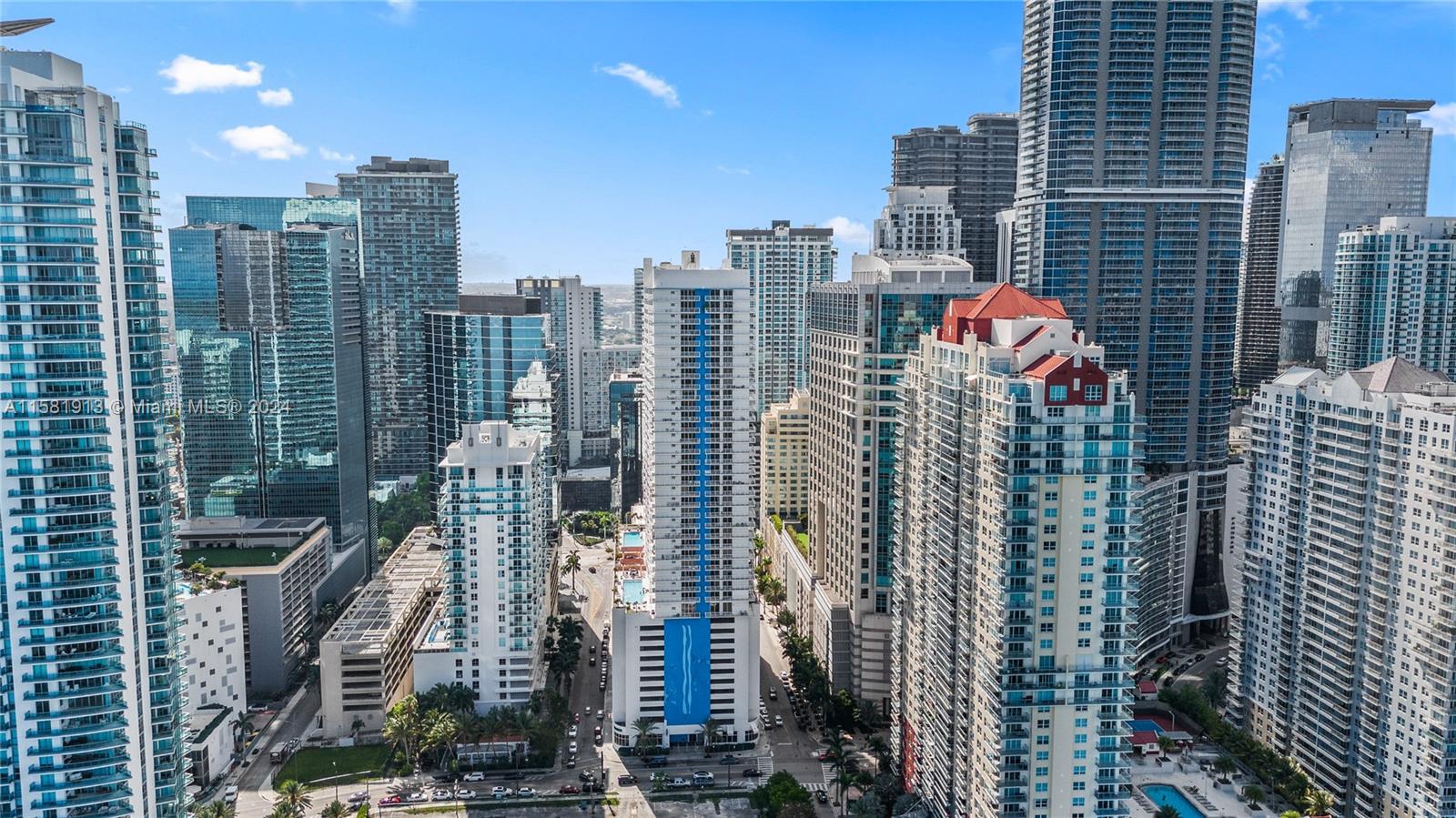 THE CLUB AT BRICKELL BAY - Residential