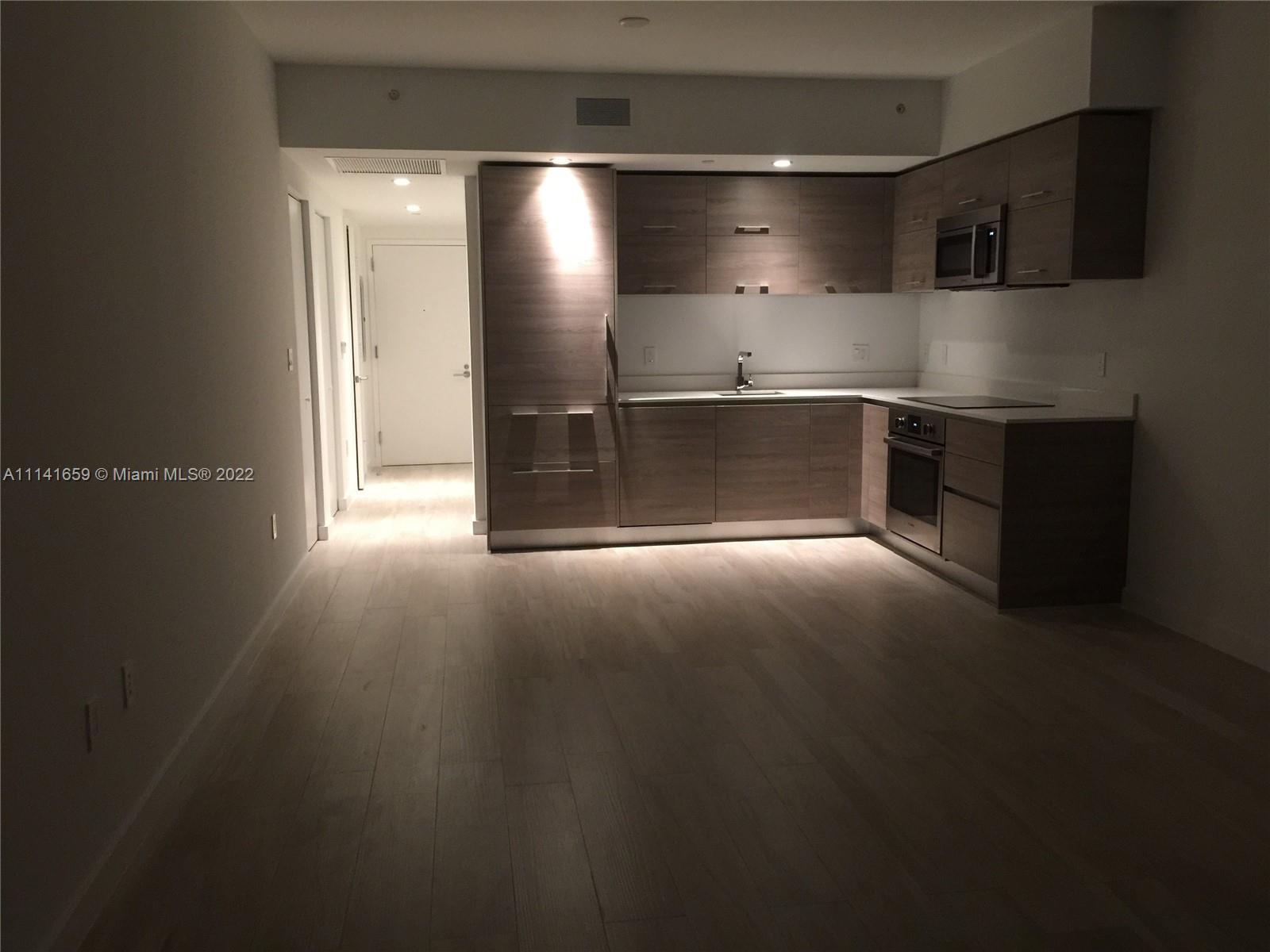 Miami South Blk 39 - Residential Lease
