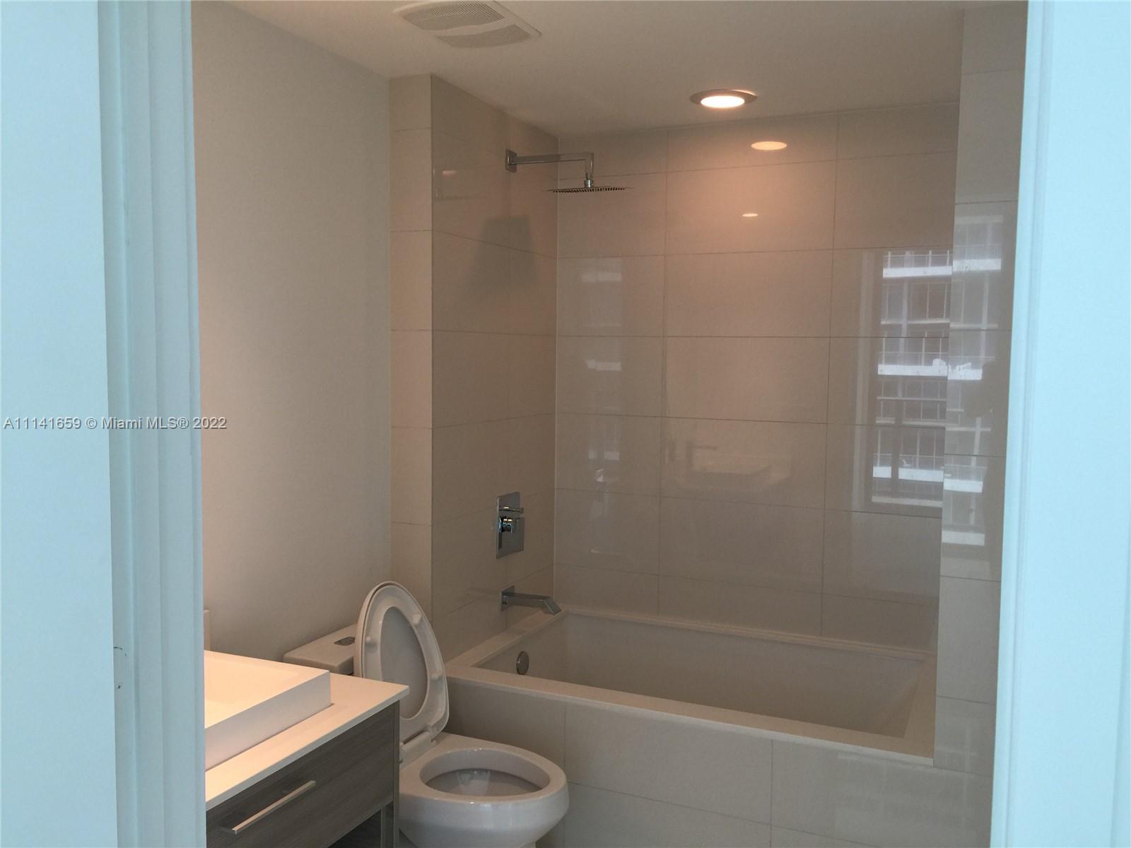 Miami South Blk 39 - Residential Lease