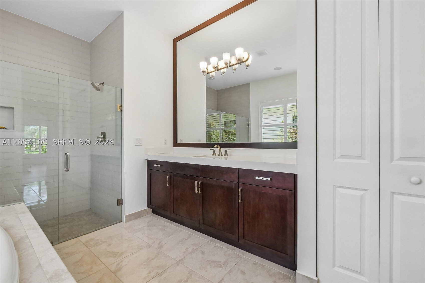 PEMBROKE LAKES SOUTH - Residential