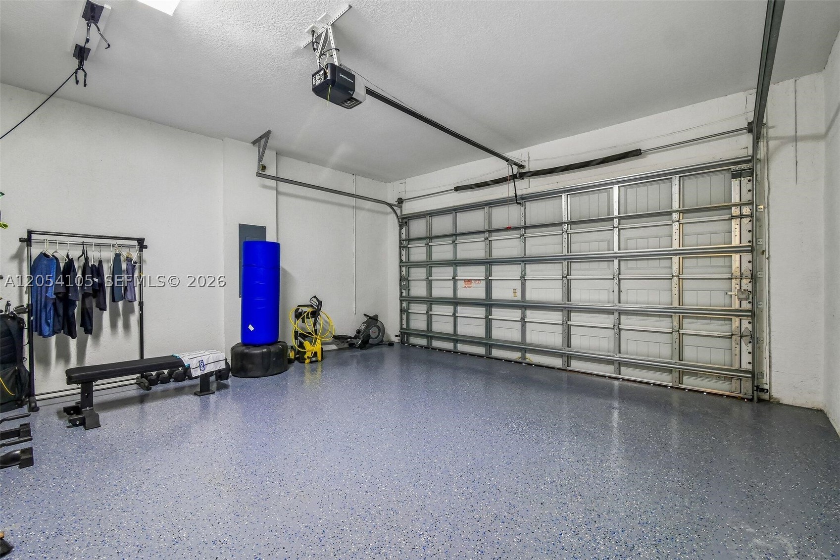 PEMBROKE LAKES SOUTH - Residential