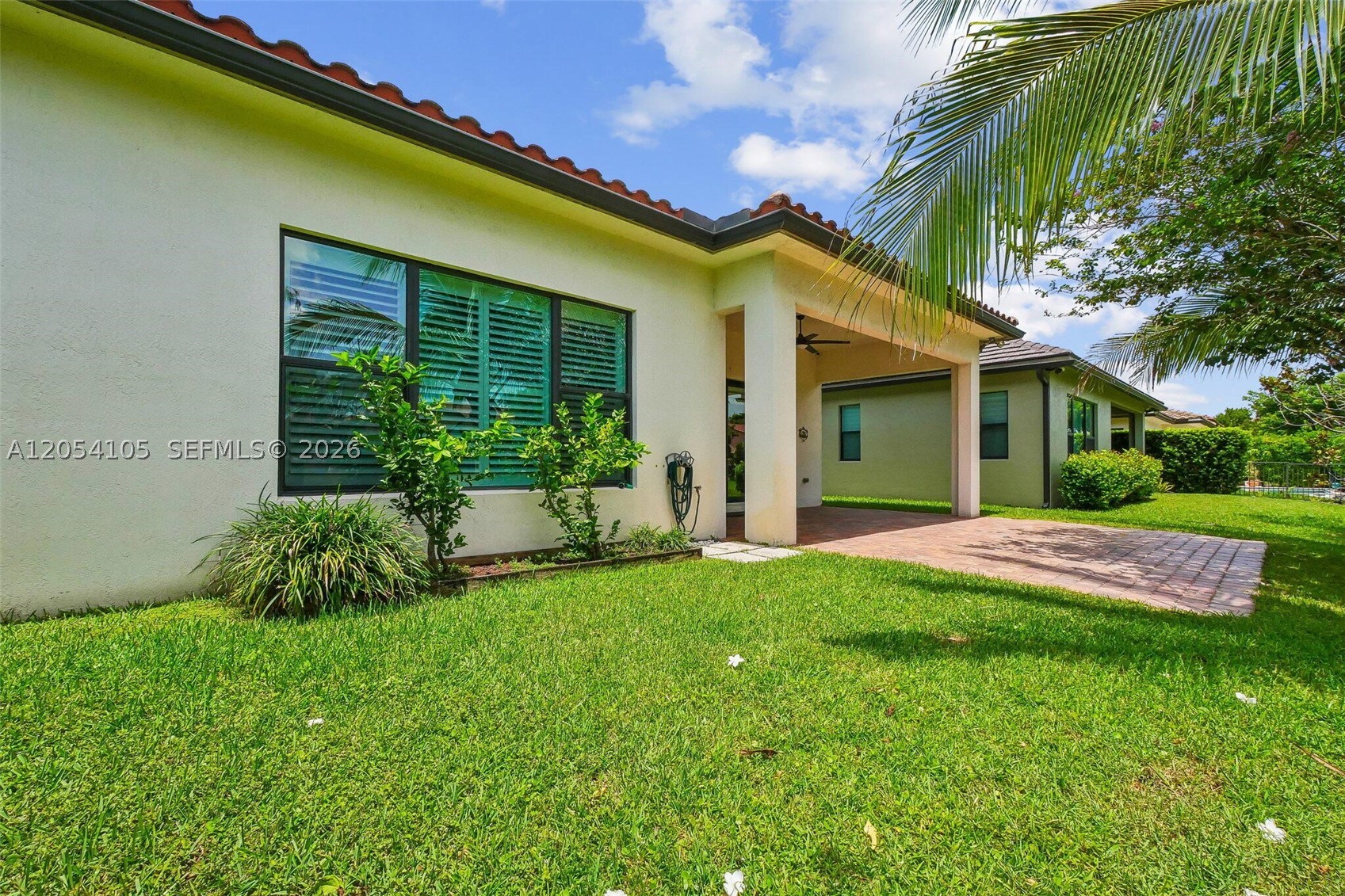 PEMBROKE LAKES SOUTH - Residential