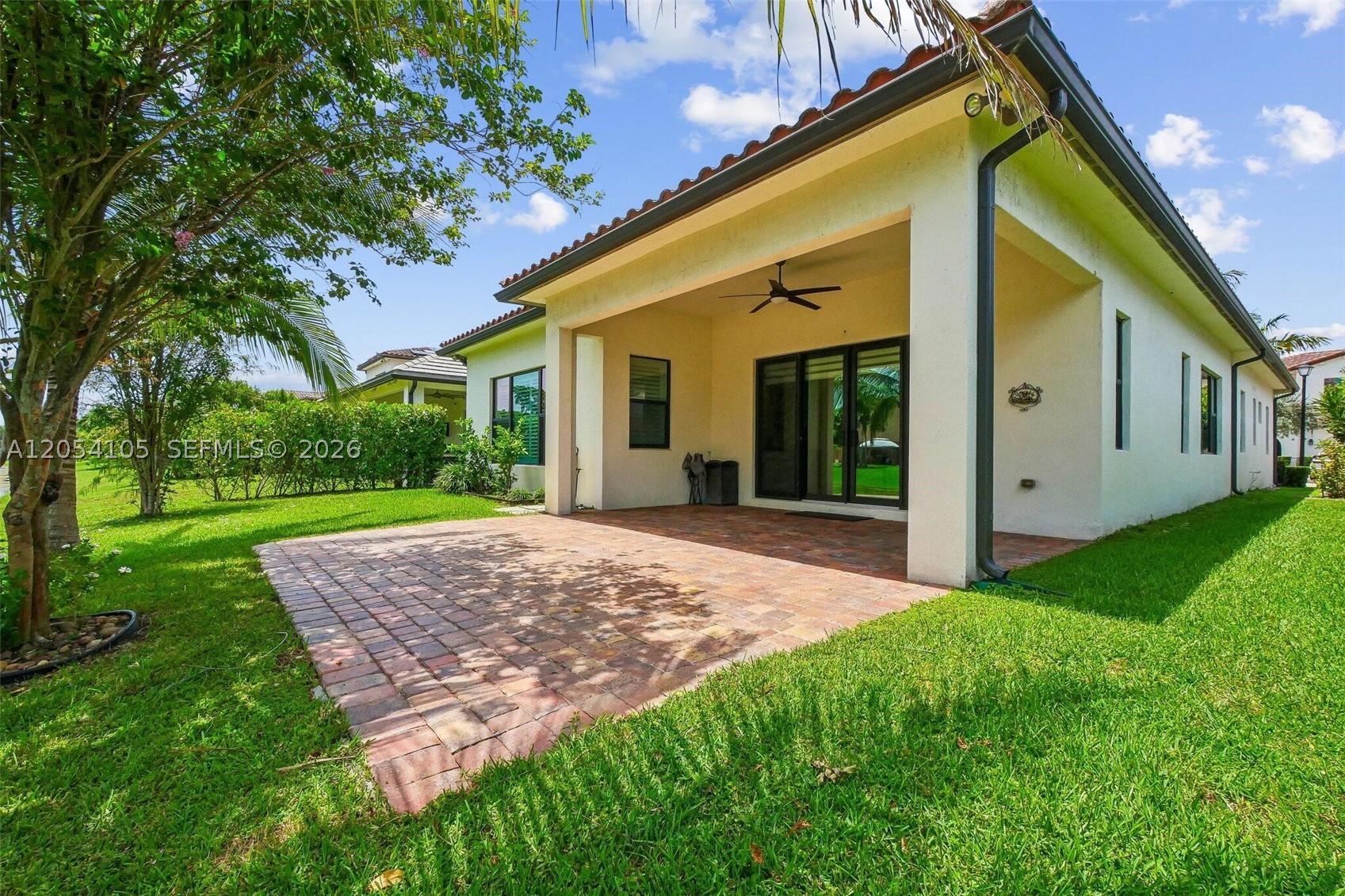 PEMBROKE LAKES SOUTH - Residential