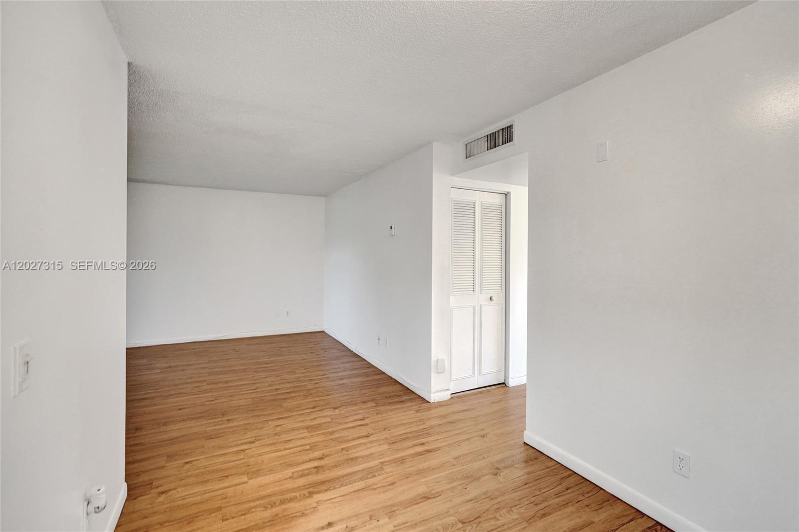 ARROWHEAD CONDO NO I - Residential