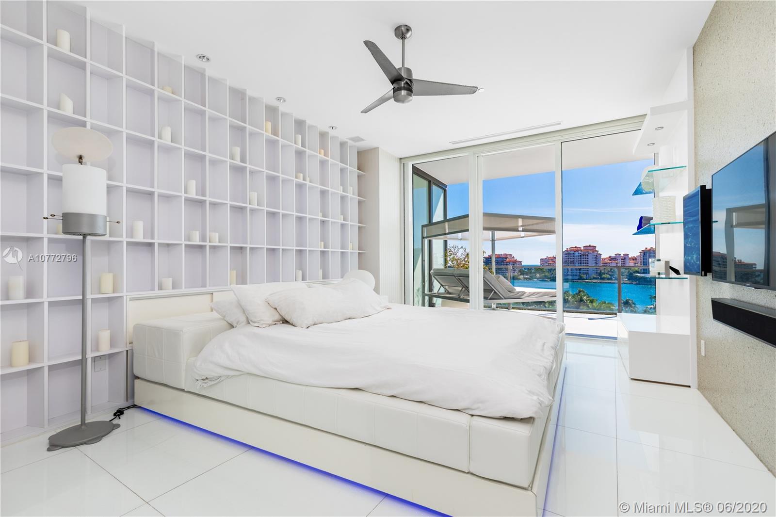 APOGEE CONDO - Residential