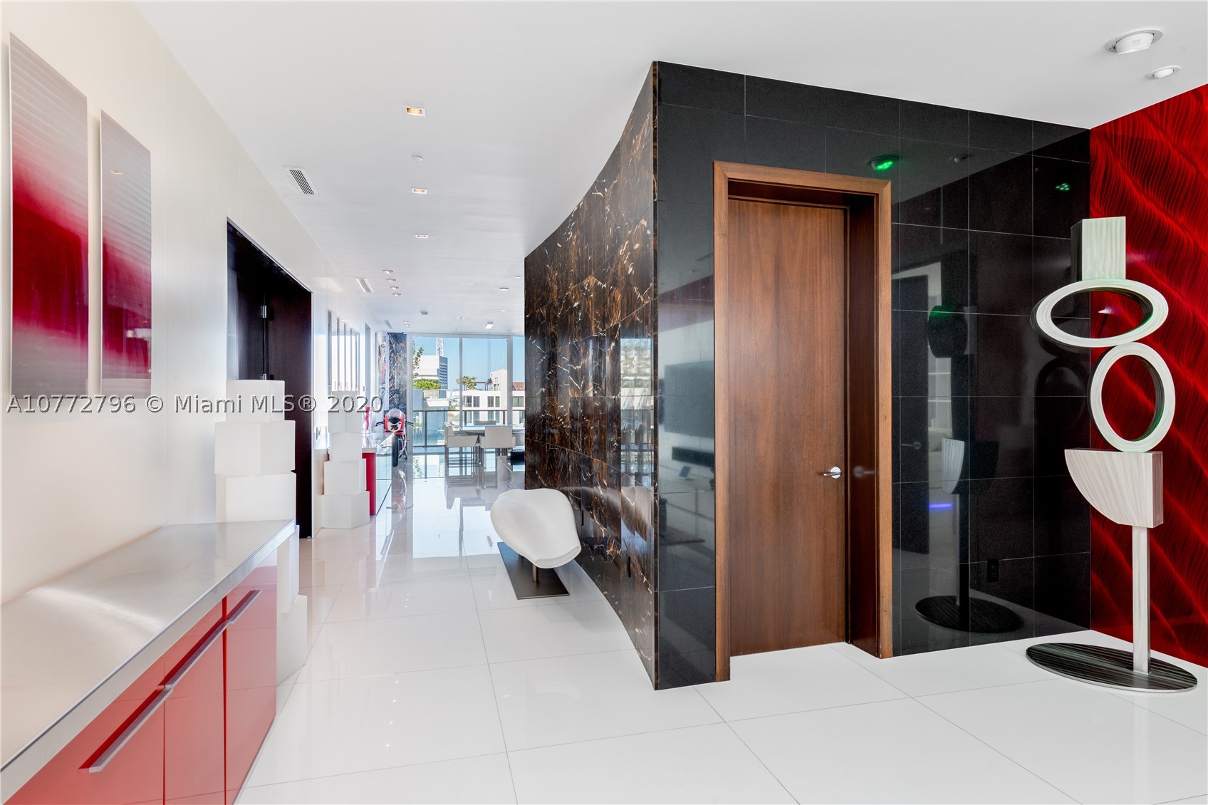 APOGEE CONDO - Residential