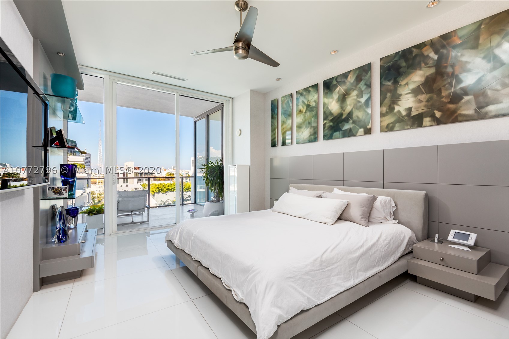 APOGEE CONDO - Residential