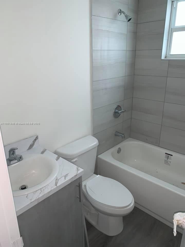 ORCHARD VILLA EXTENSION - Residential Lease