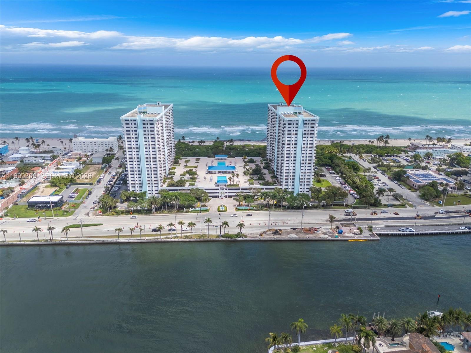 SUMMIT CONDO - Residential