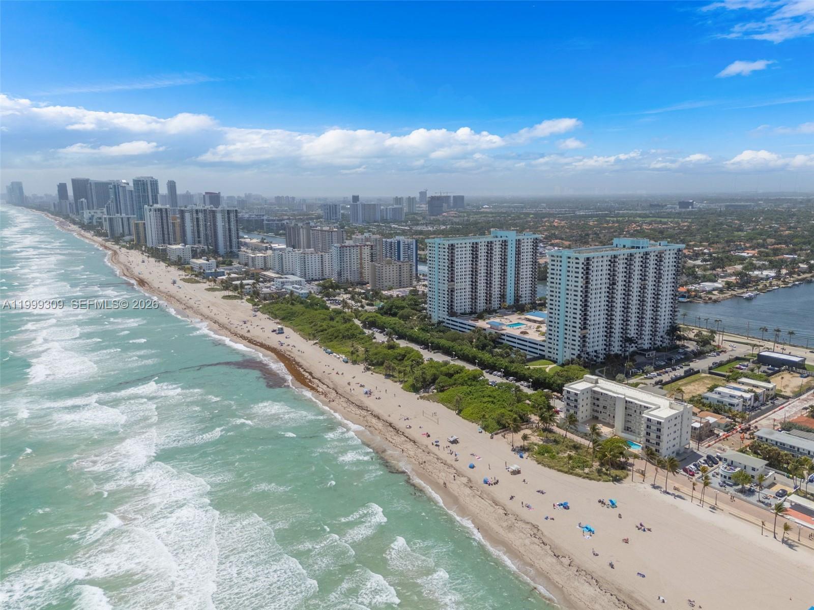 SUMMIT CONDO - Residential