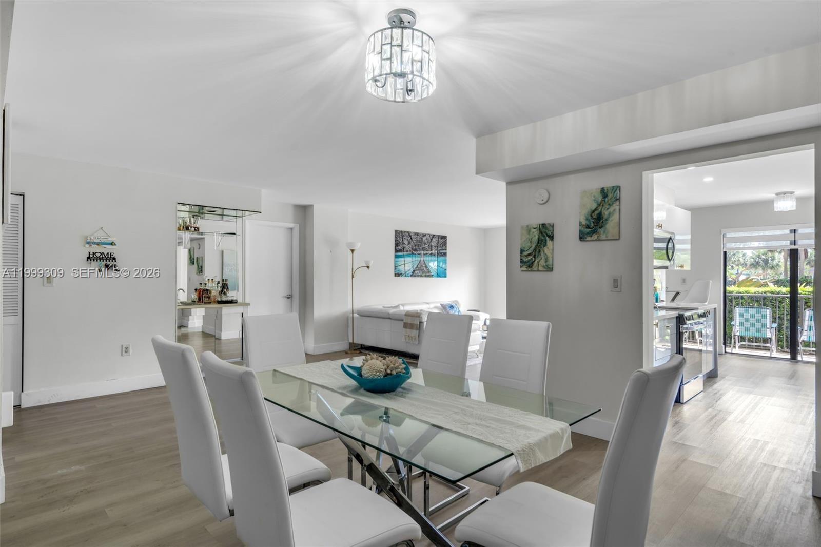 SUMMIT CONDO - Residential