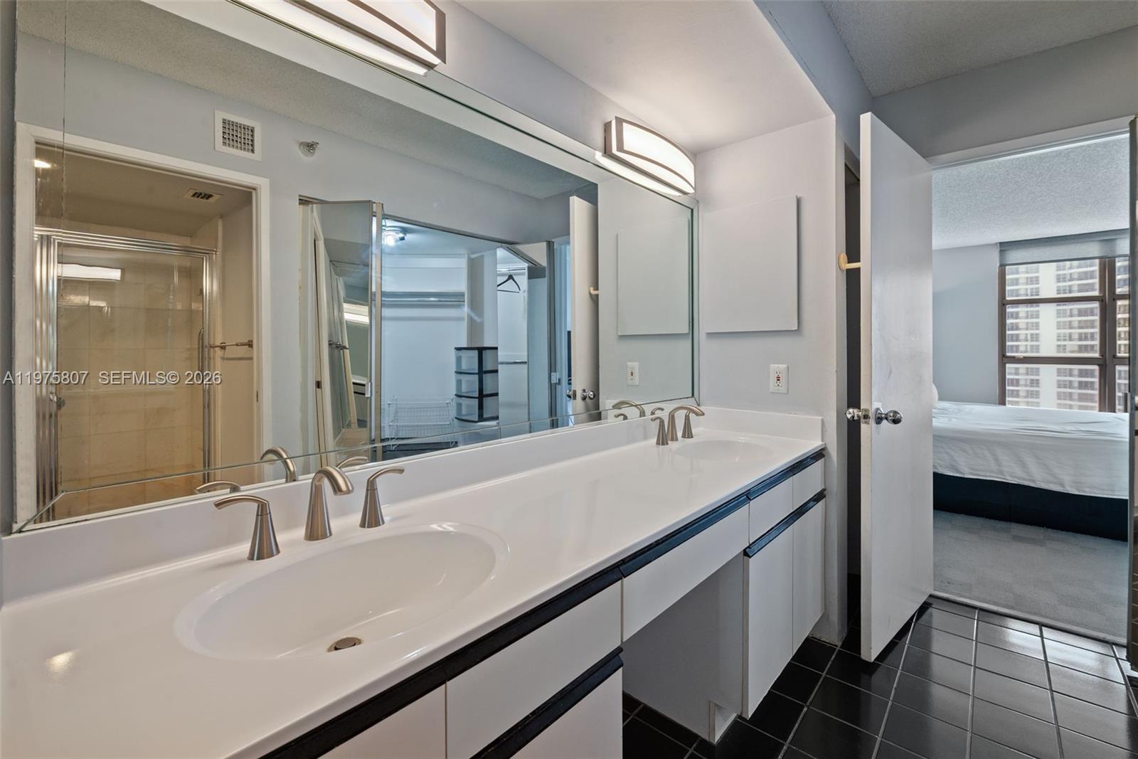 MYSTIC POINTE CONDO NO TH - Residential