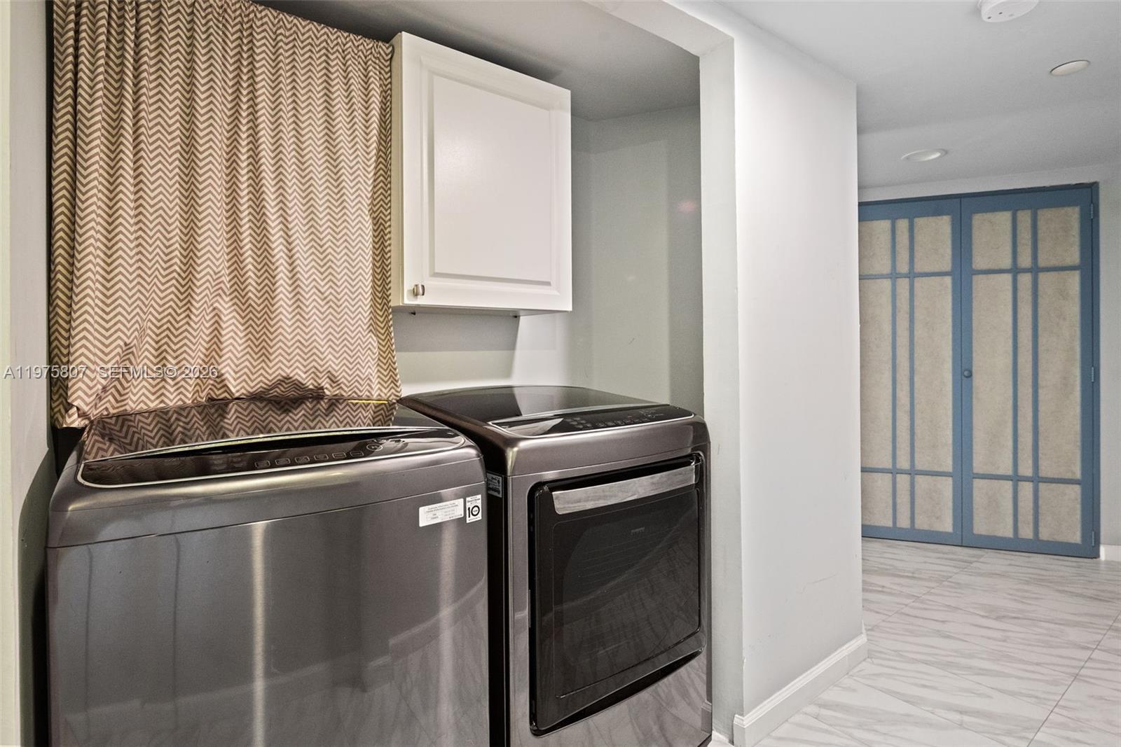 MYSTIC POINTE CONDO NO TH - Residential