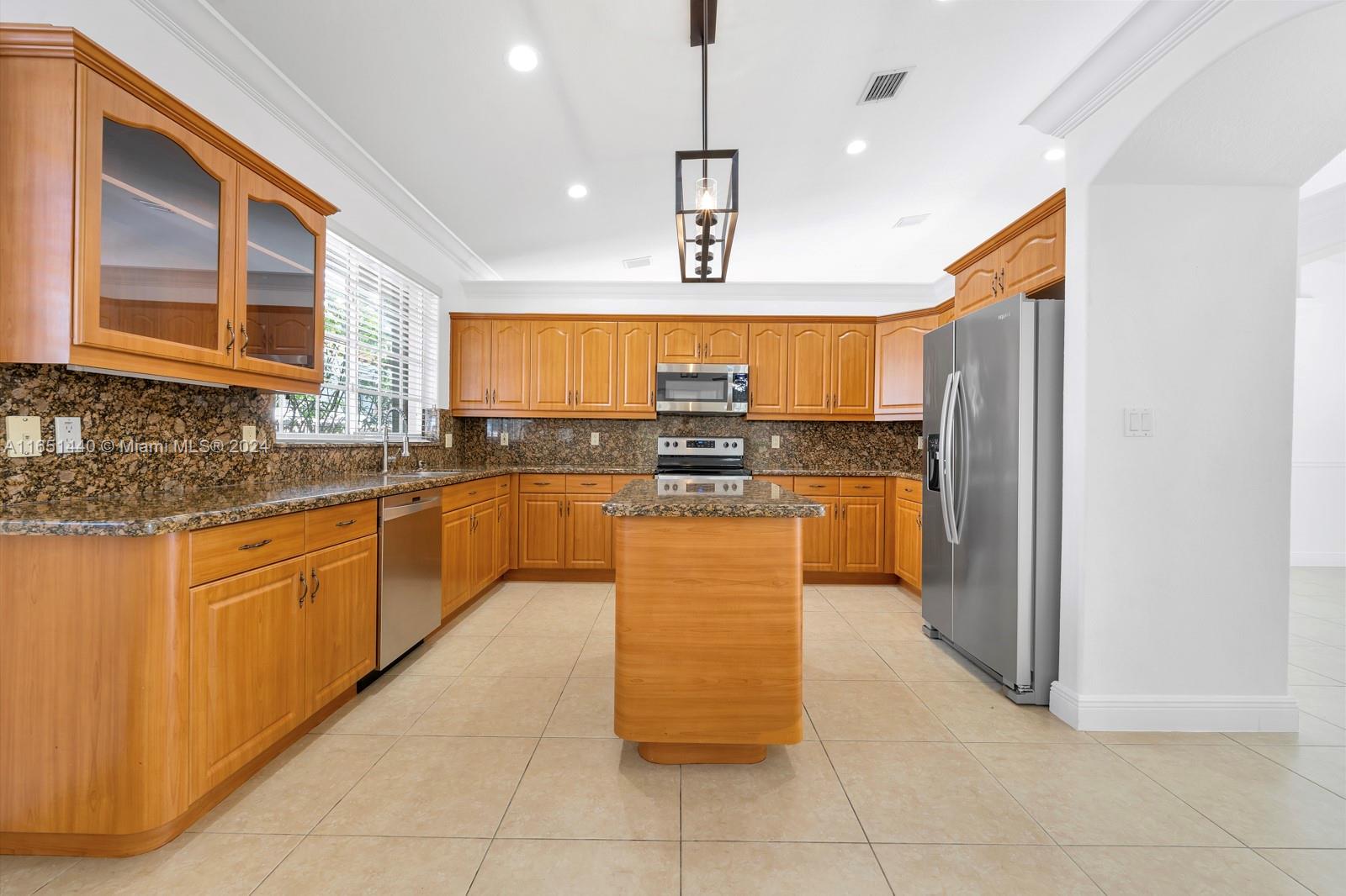 MIGDALIA SUB - Residential Lease